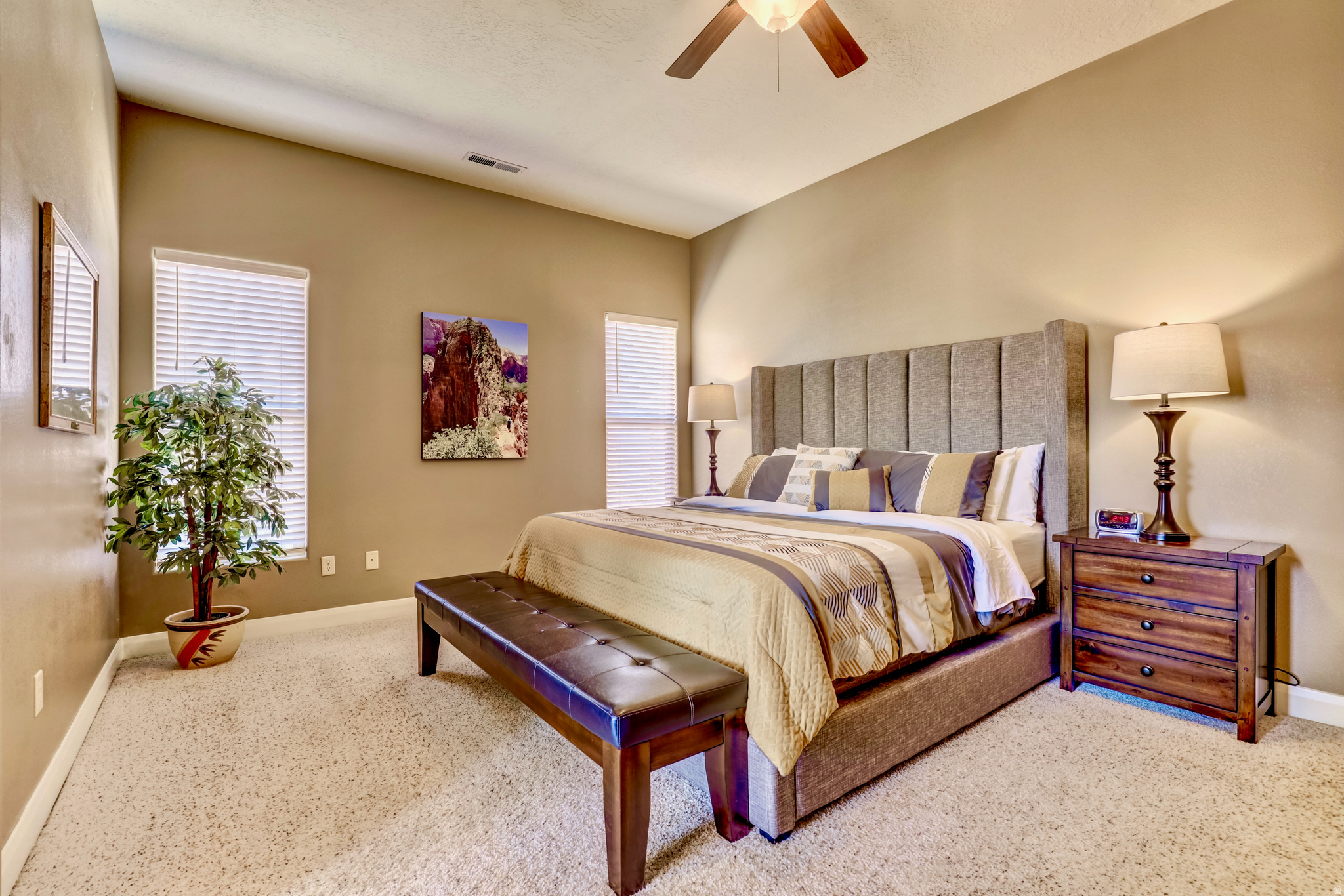 VINTAGE PARK MESA - Residential