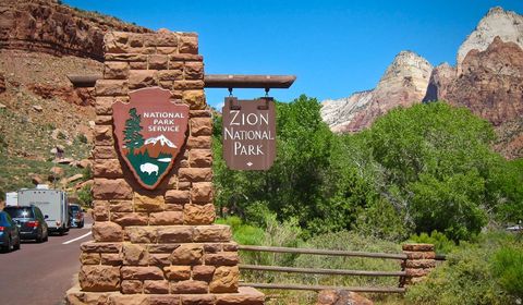 Tiny photo for 687 N 380 W, La Verkin, UT 84745 (MLS # 2158932)