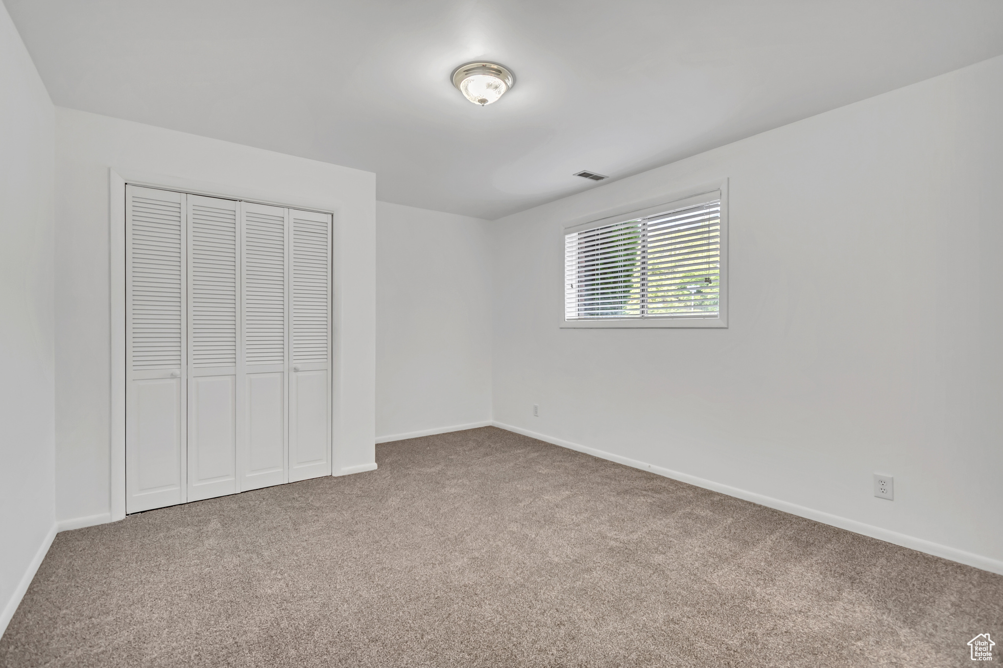 SOUTHLAND TERRACE #8 - Residential