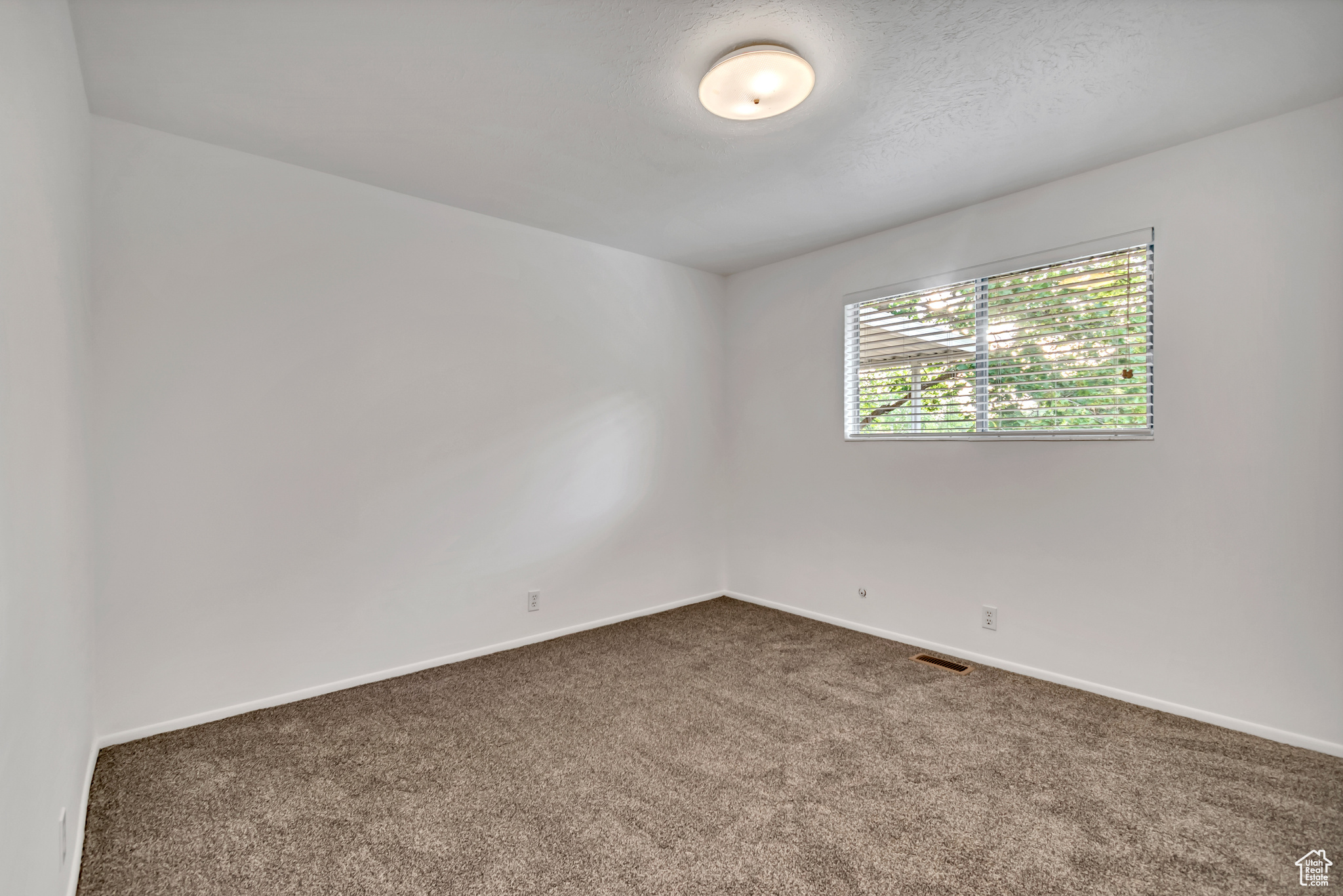 SOUTHLAND TERRACE #8 - Residential