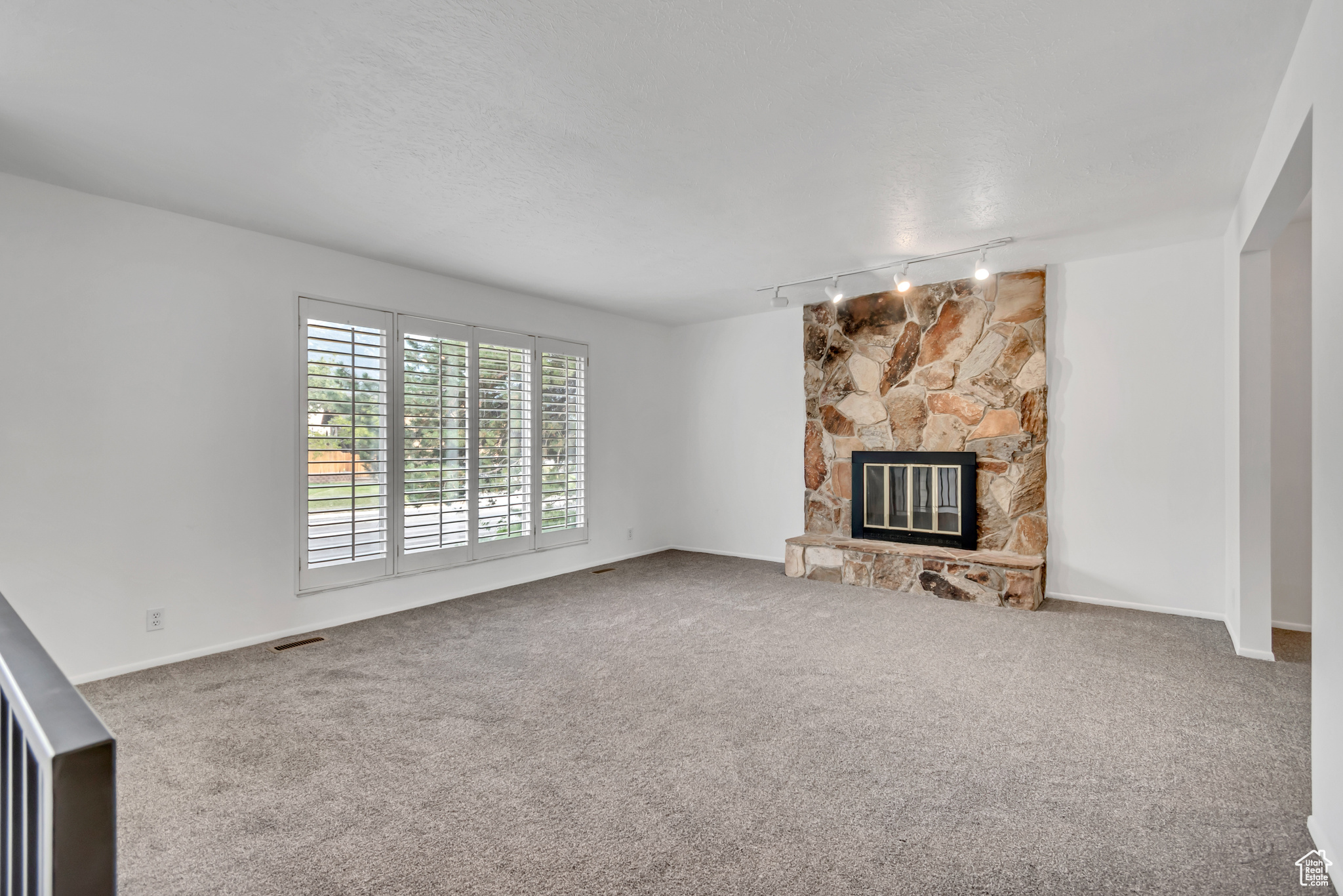 SOUTHLAND TERRACE #8 - Residential