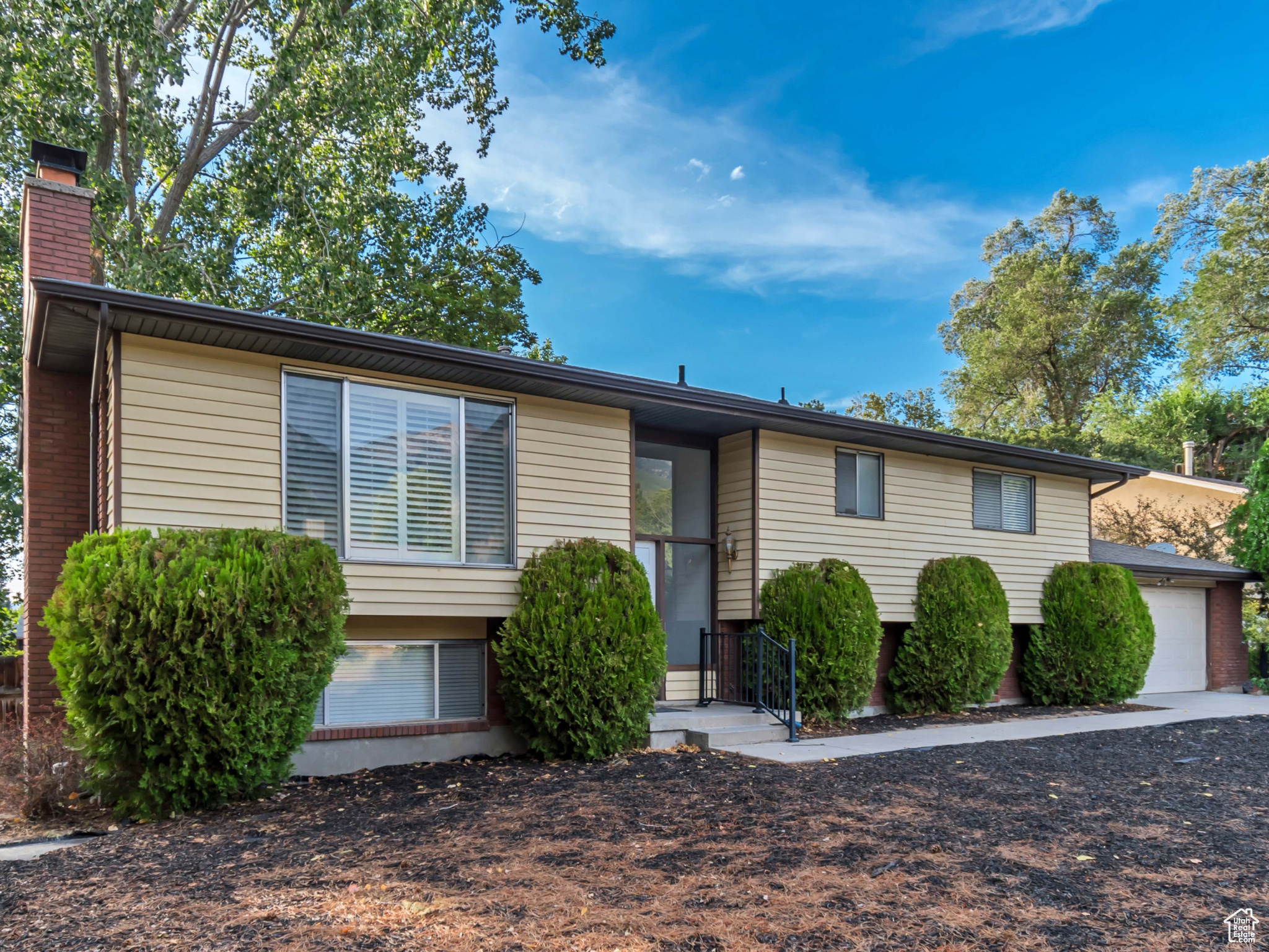 SOUTHLAND TERRACE #8 - Residential