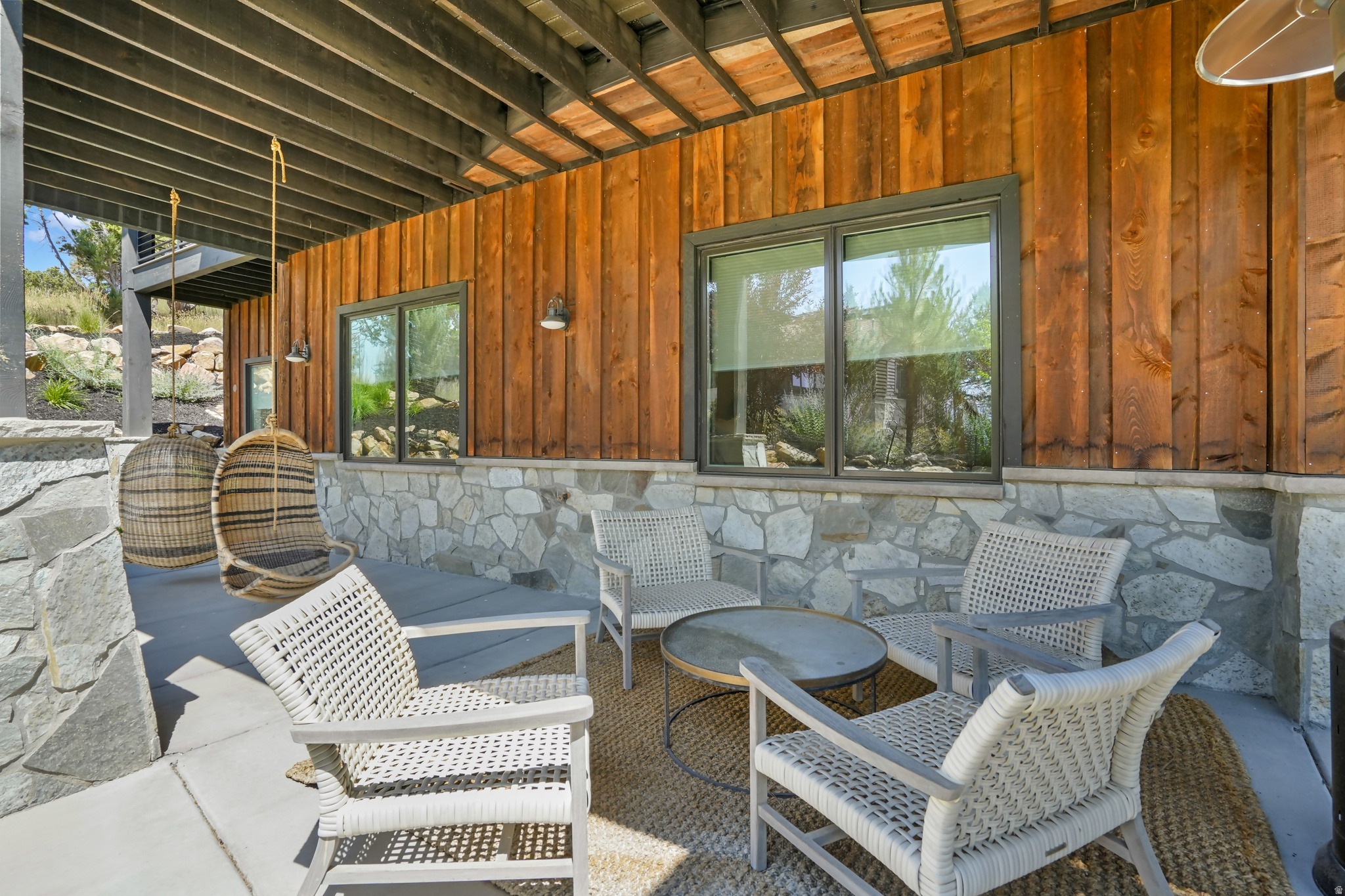 RED LEDGES - Residential