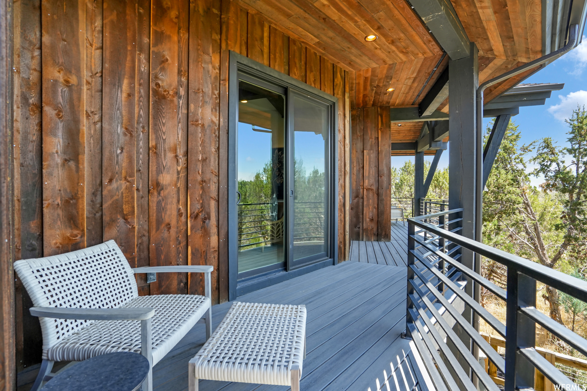 RED LEDGES - Residential