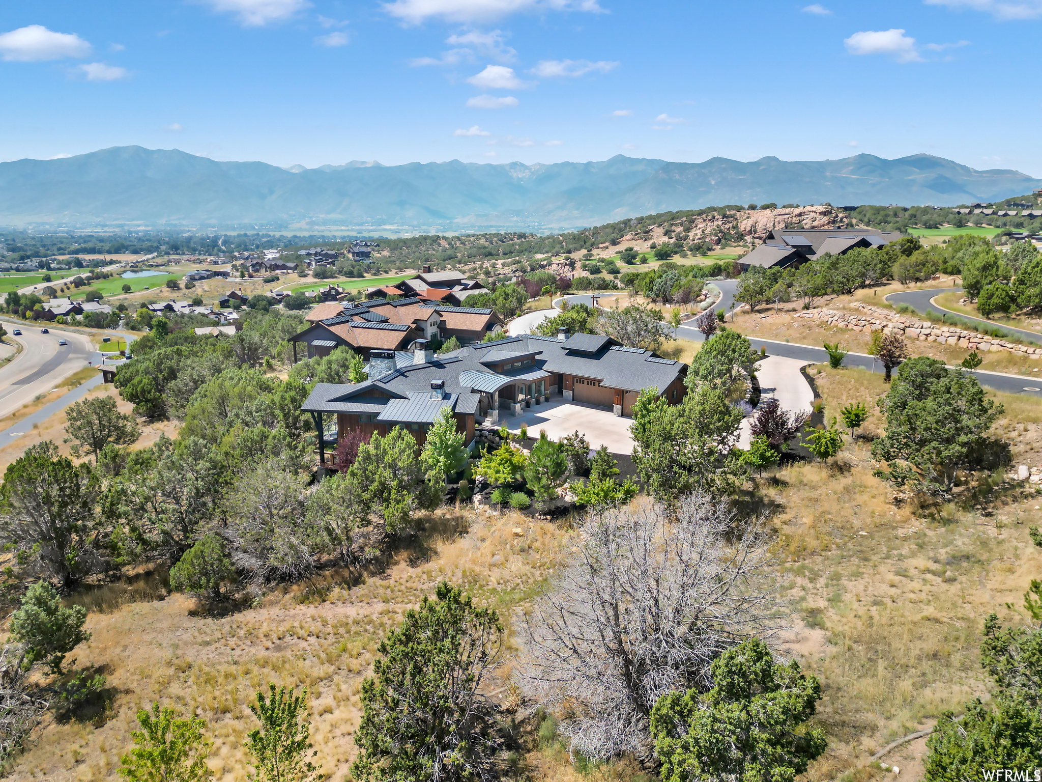 RED LEDGES - Residential
