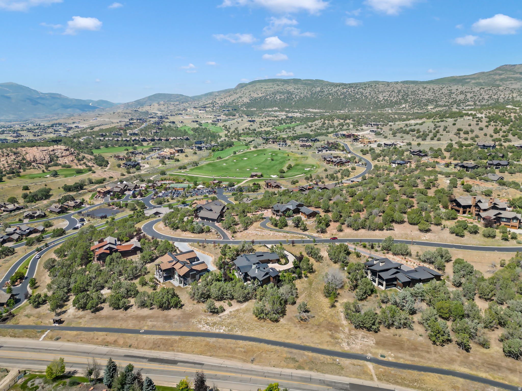 RED LEDGES - Residential