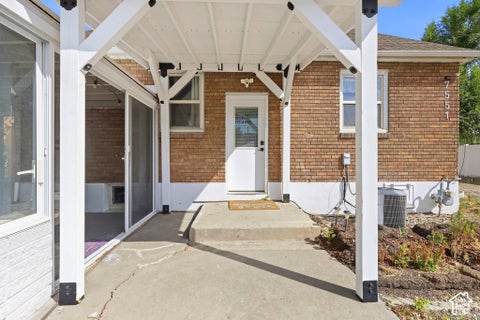 Tiny photo for 7551 S 2230 W, West Jordan, UT 84084 (MLS # 2187766)