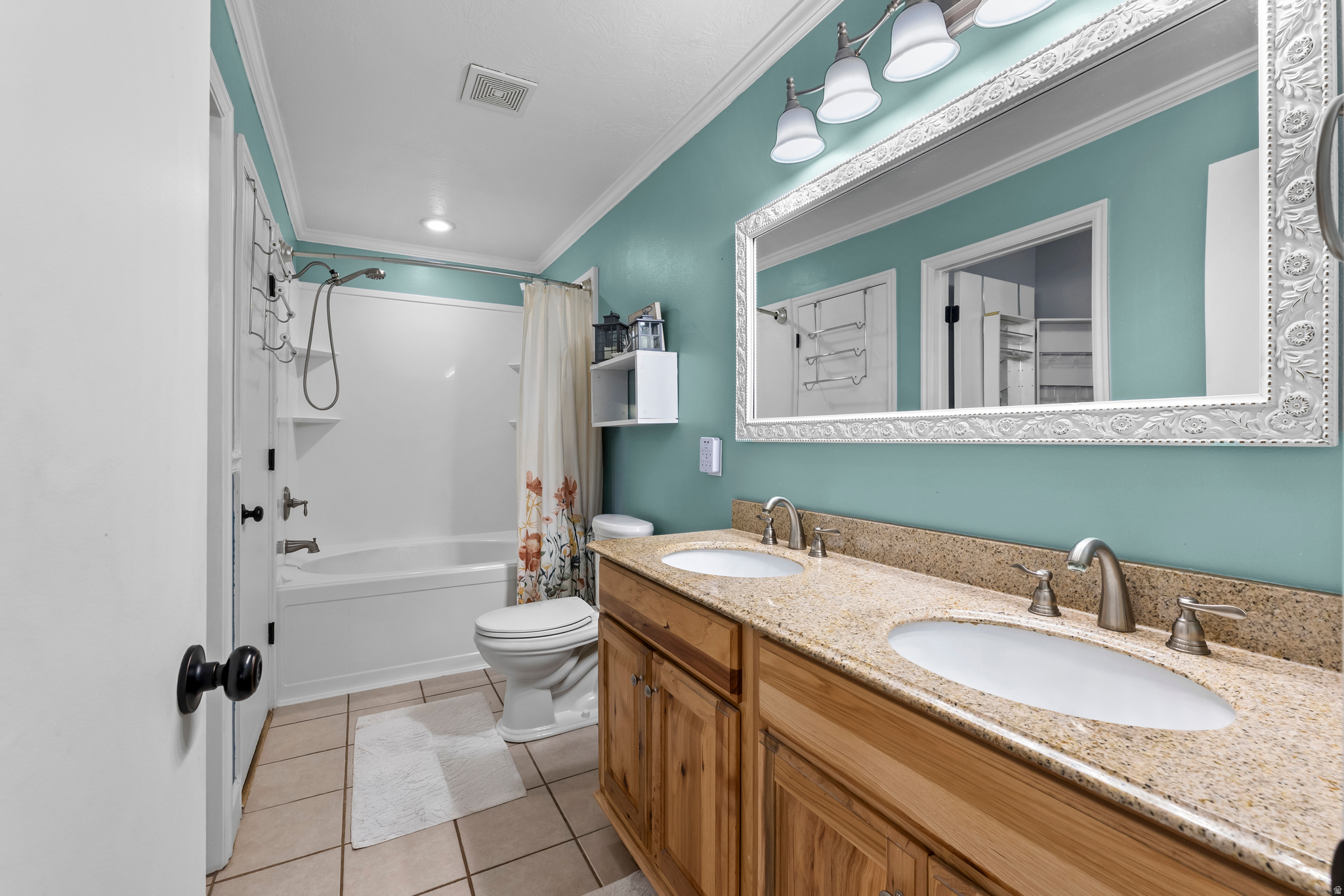 WHEATRIDGE ESTATES - Residential