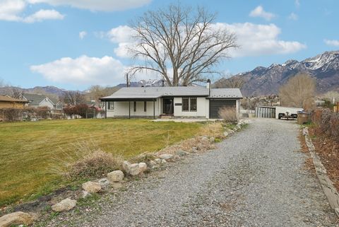Photo of 11743 S 700 E, Draper, UT 84020 (MLS # 2128102)