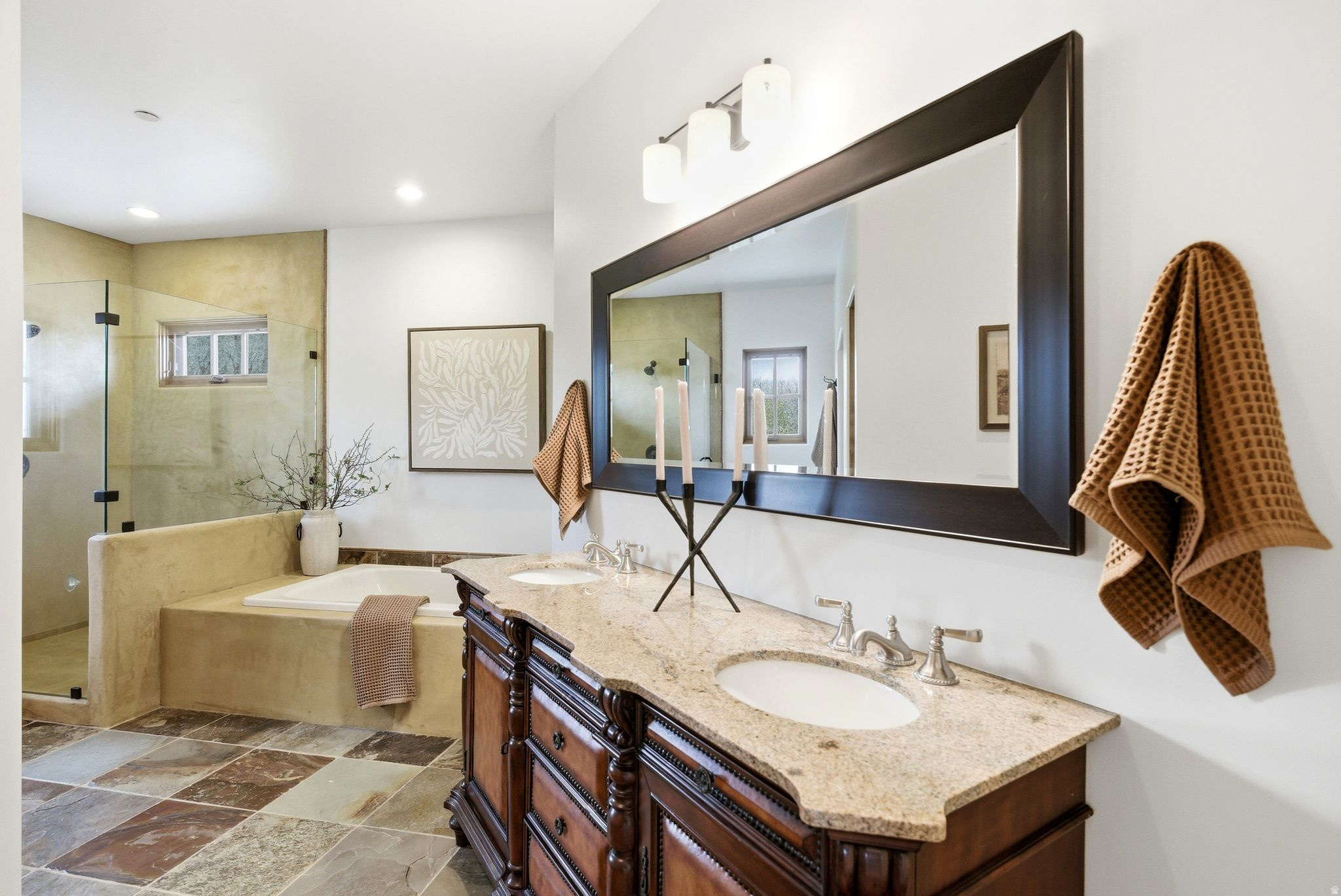 HIDEOUT CANYON PHASE 2 - Residential