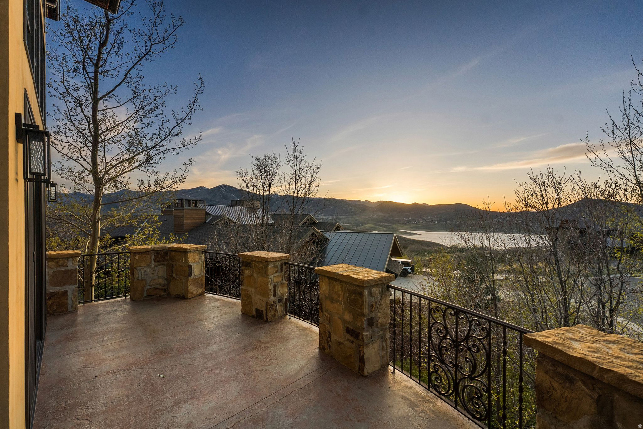 HIDEOUT CANYON PHASE 2 - Residential