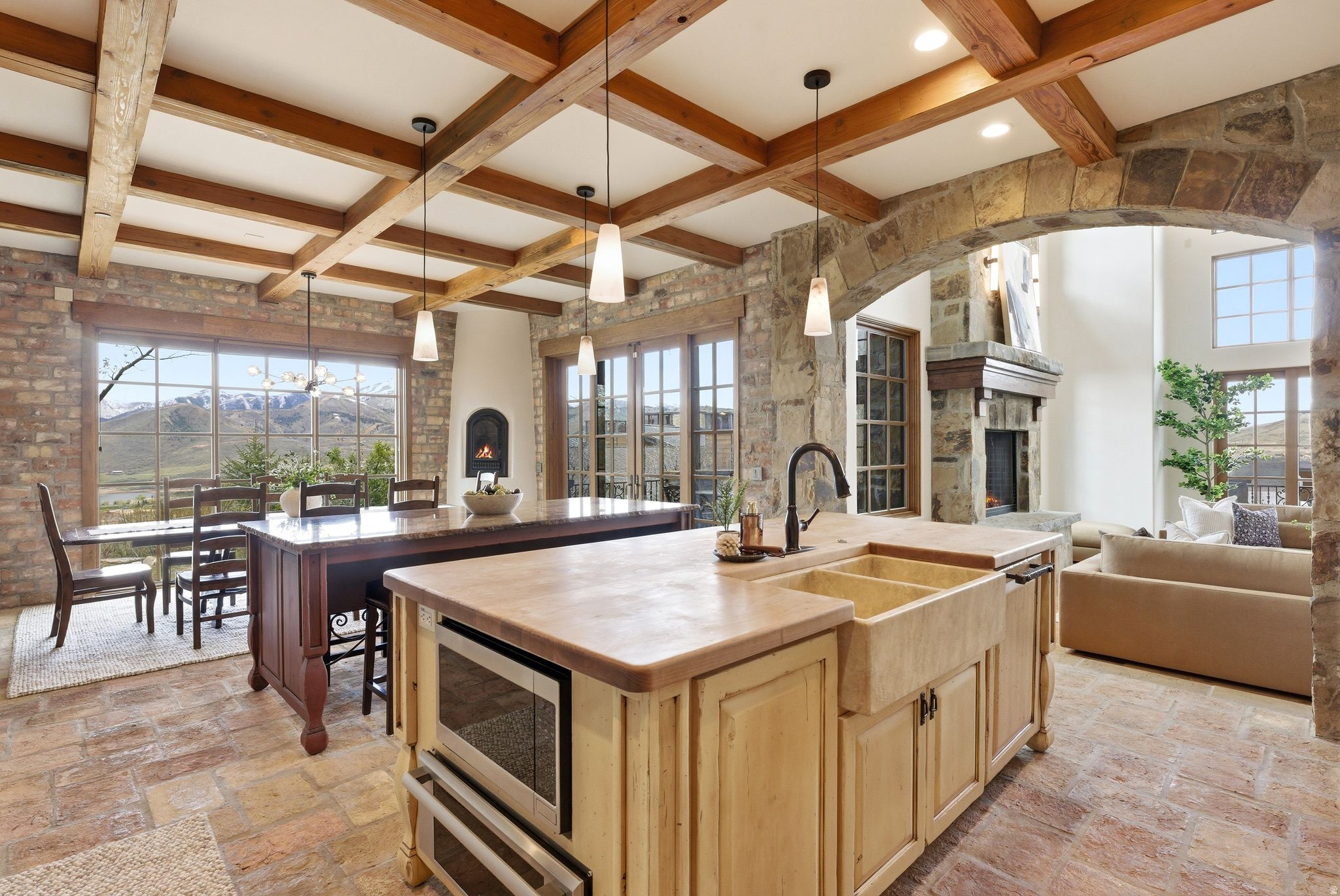 HIDEOUT CANYON PHASE 2 - Residential