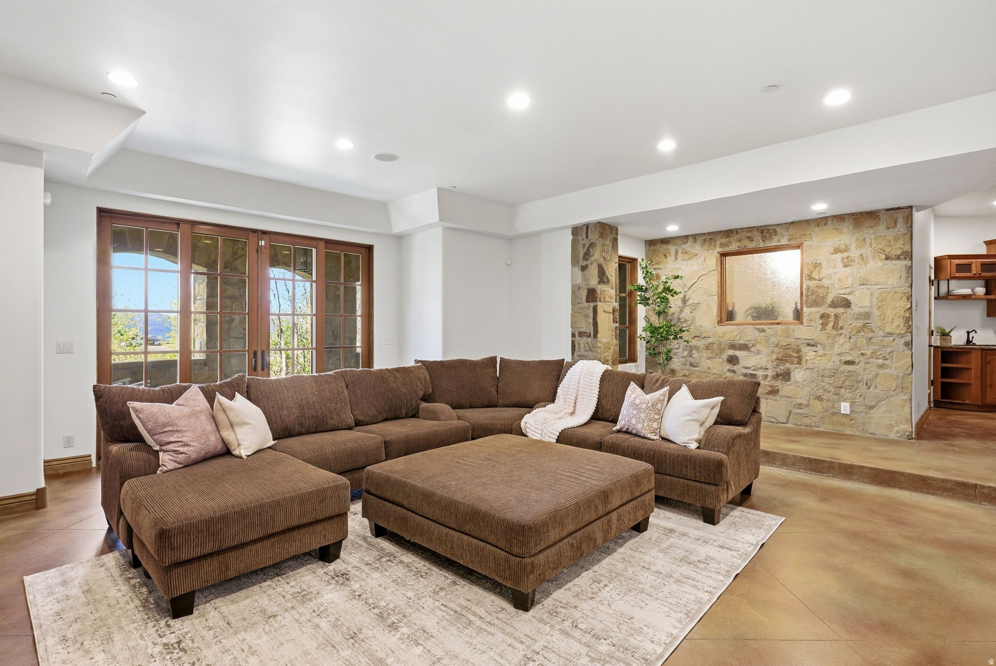 HIDEOUT CANYON PHASE 2 - Residential