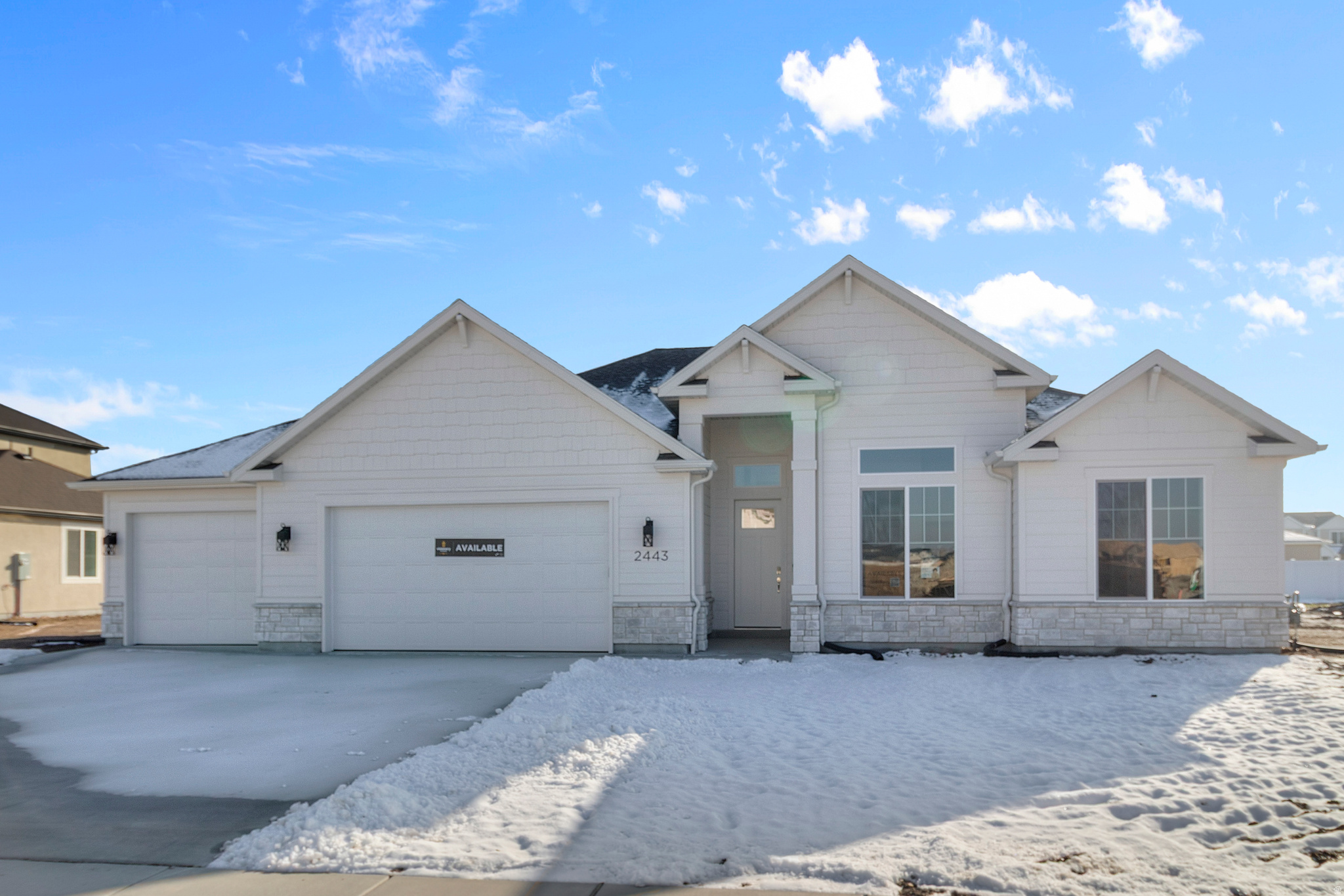 RIVERS EDGE - Residential