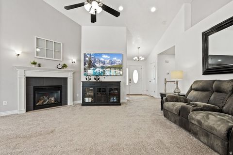 Tiny photo for 1096 S 350 E, Payson, UT 84651 (MLS # 2153365)