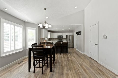 Tiny photo for 1096 S 350 E, Payson, UT 84651 (MLS # 2153365)