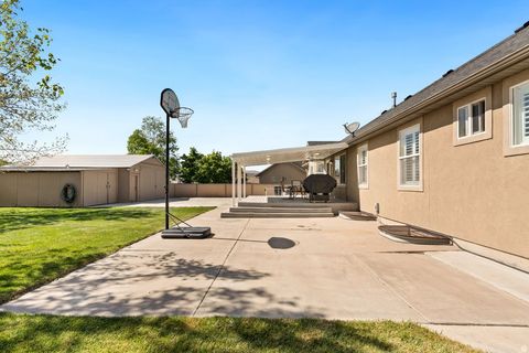 Tiny photo for 1096 S 350 E, Payson, UT 84651 (MLS # 2153365)