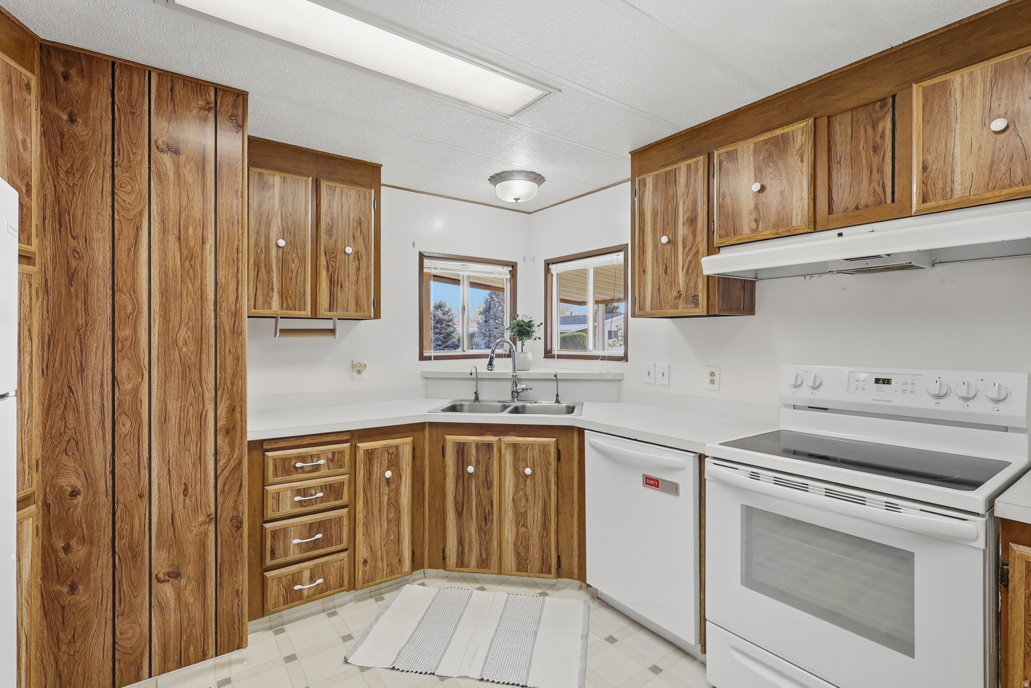 MONTE VISTA - Residential