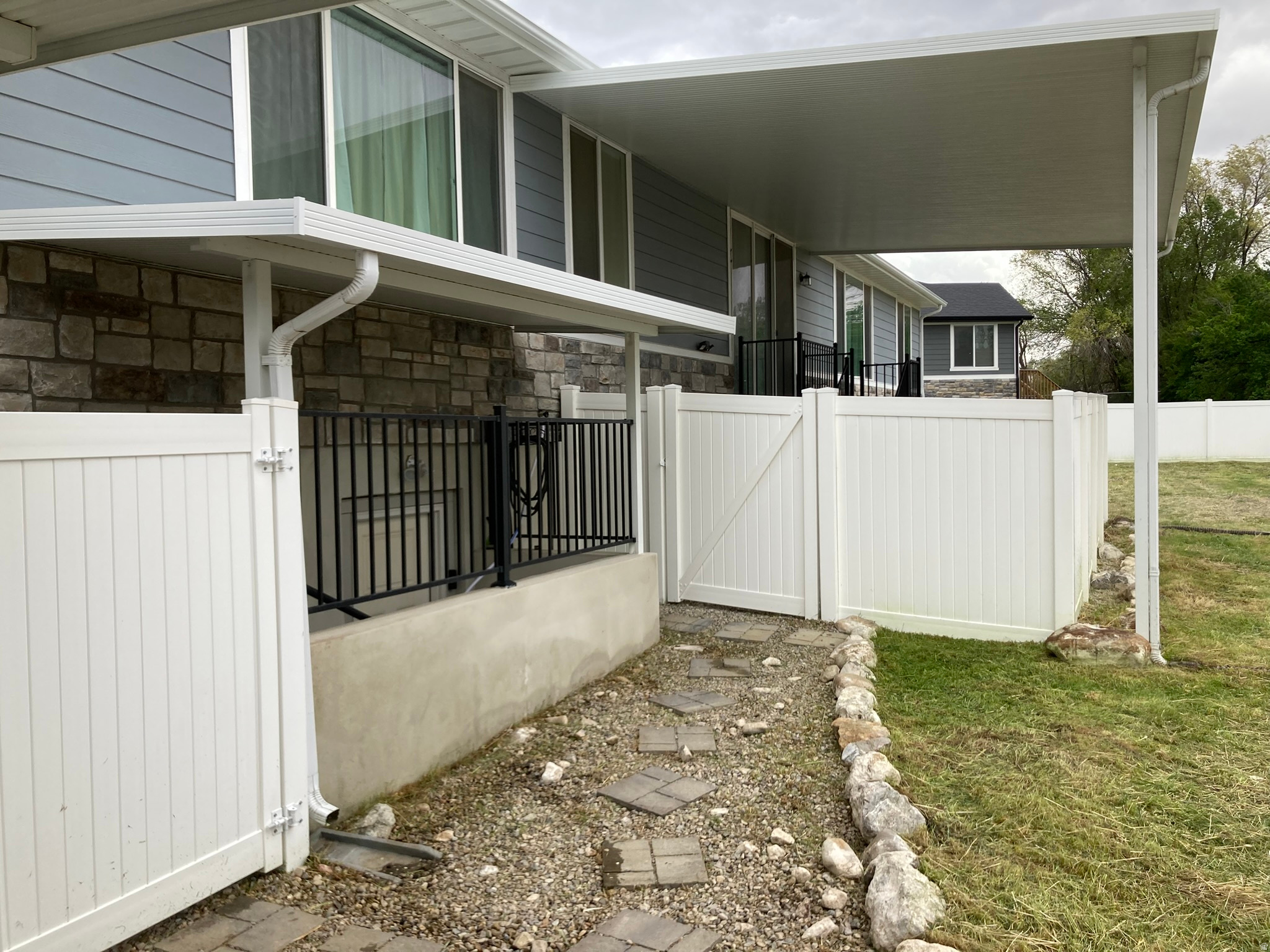 SUNRISE ACRES - Residential