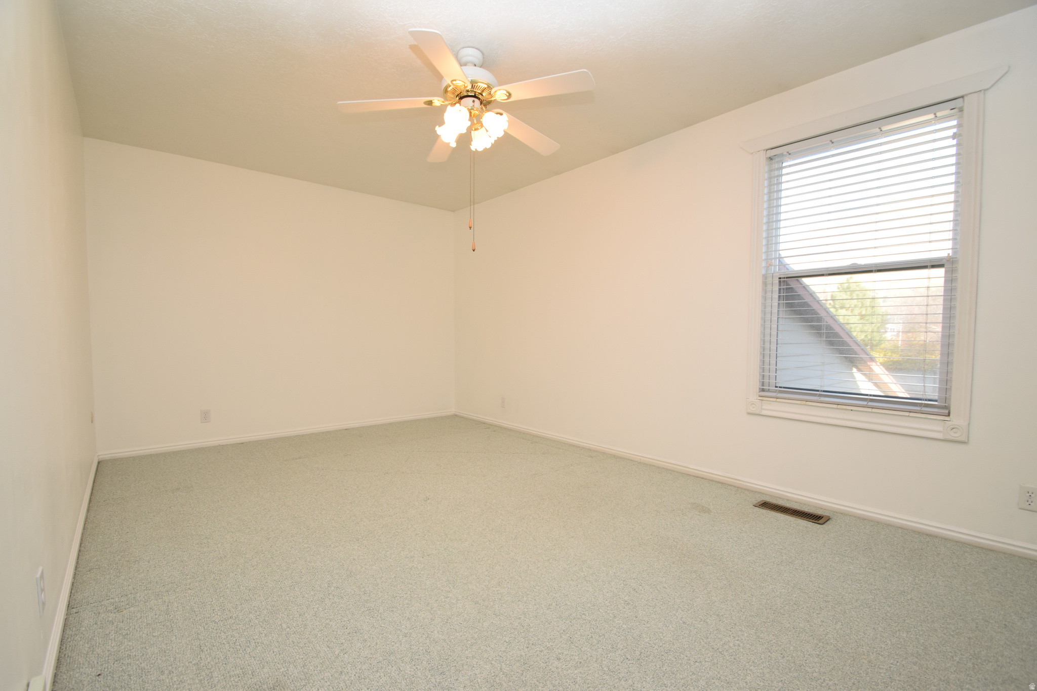 RIVIERA TOWNHOUSE - Residential