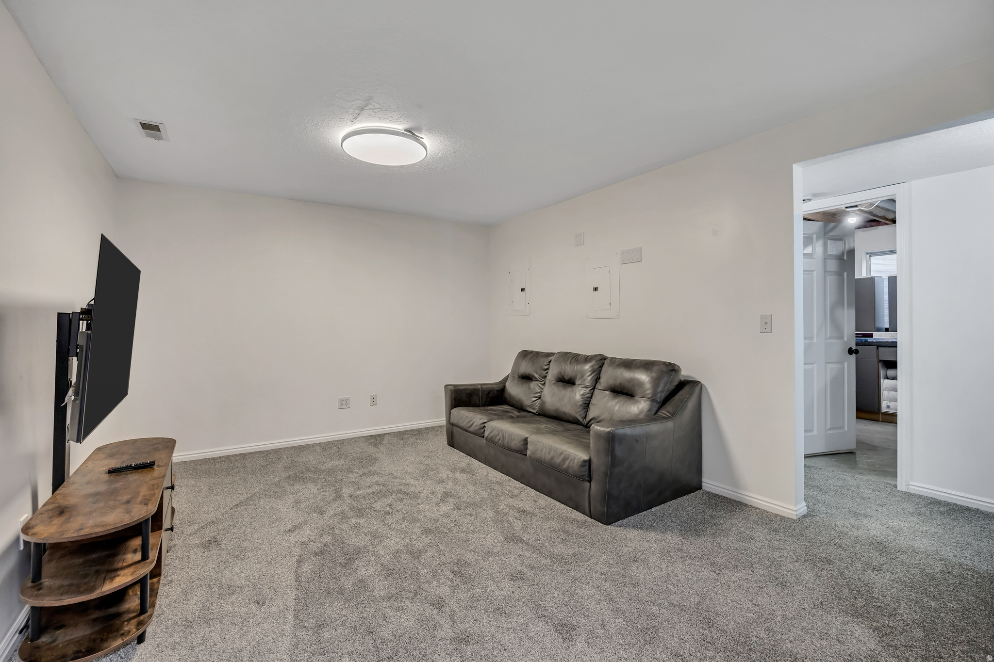 MEADOWLANDS - Residential