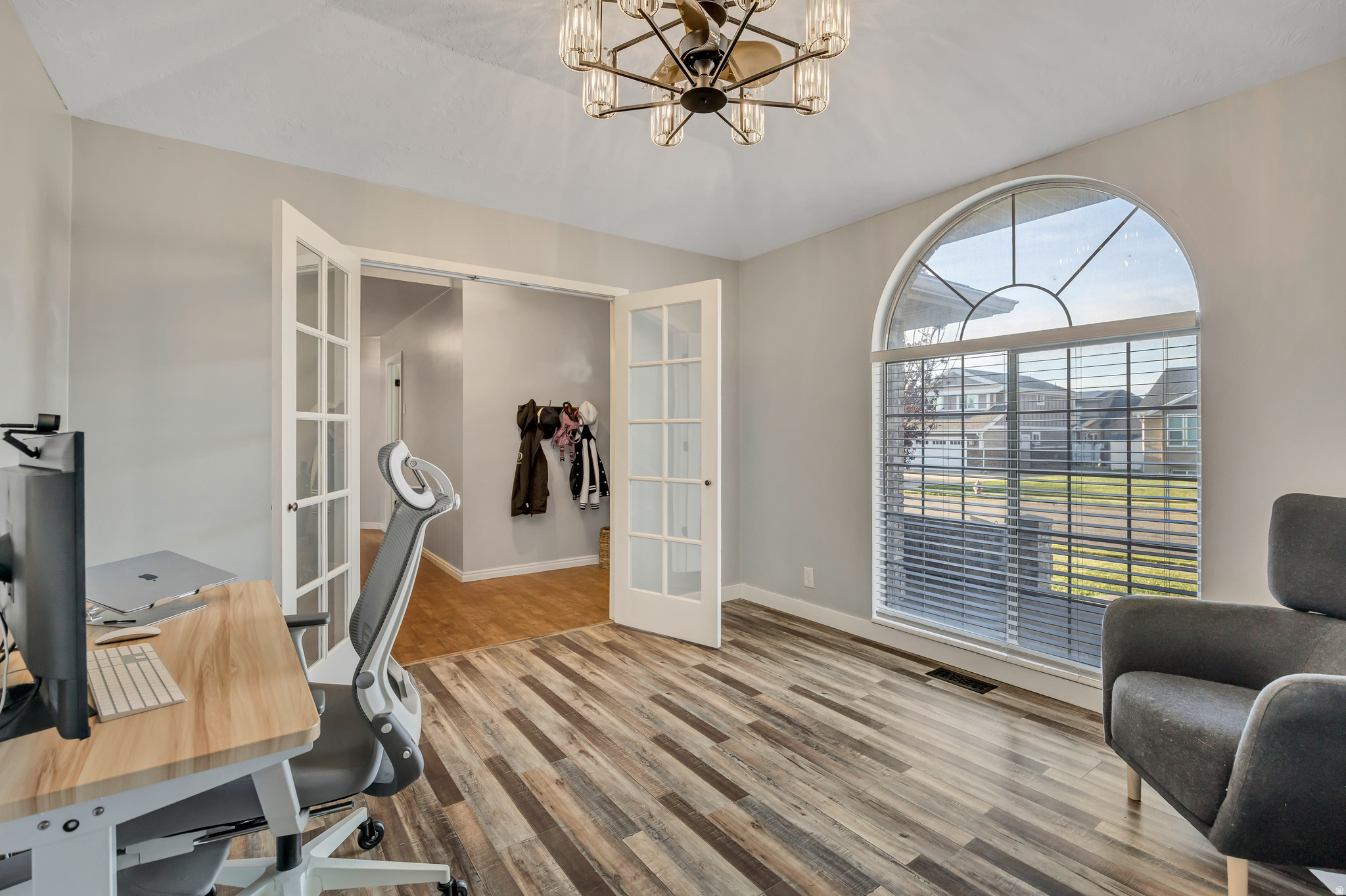 MEADOWLANDS - Residential