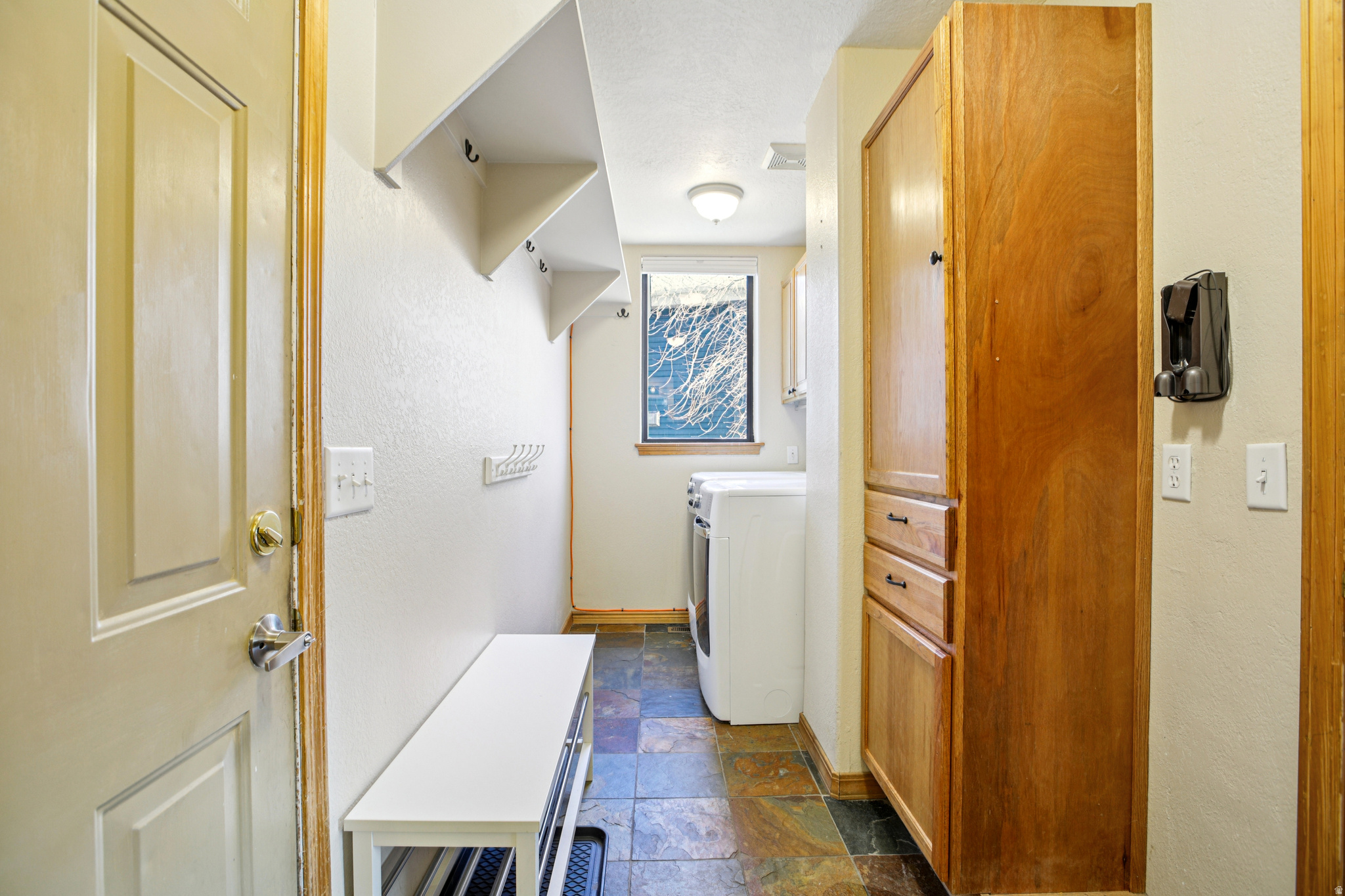 SILVER SPRINGS - Residential