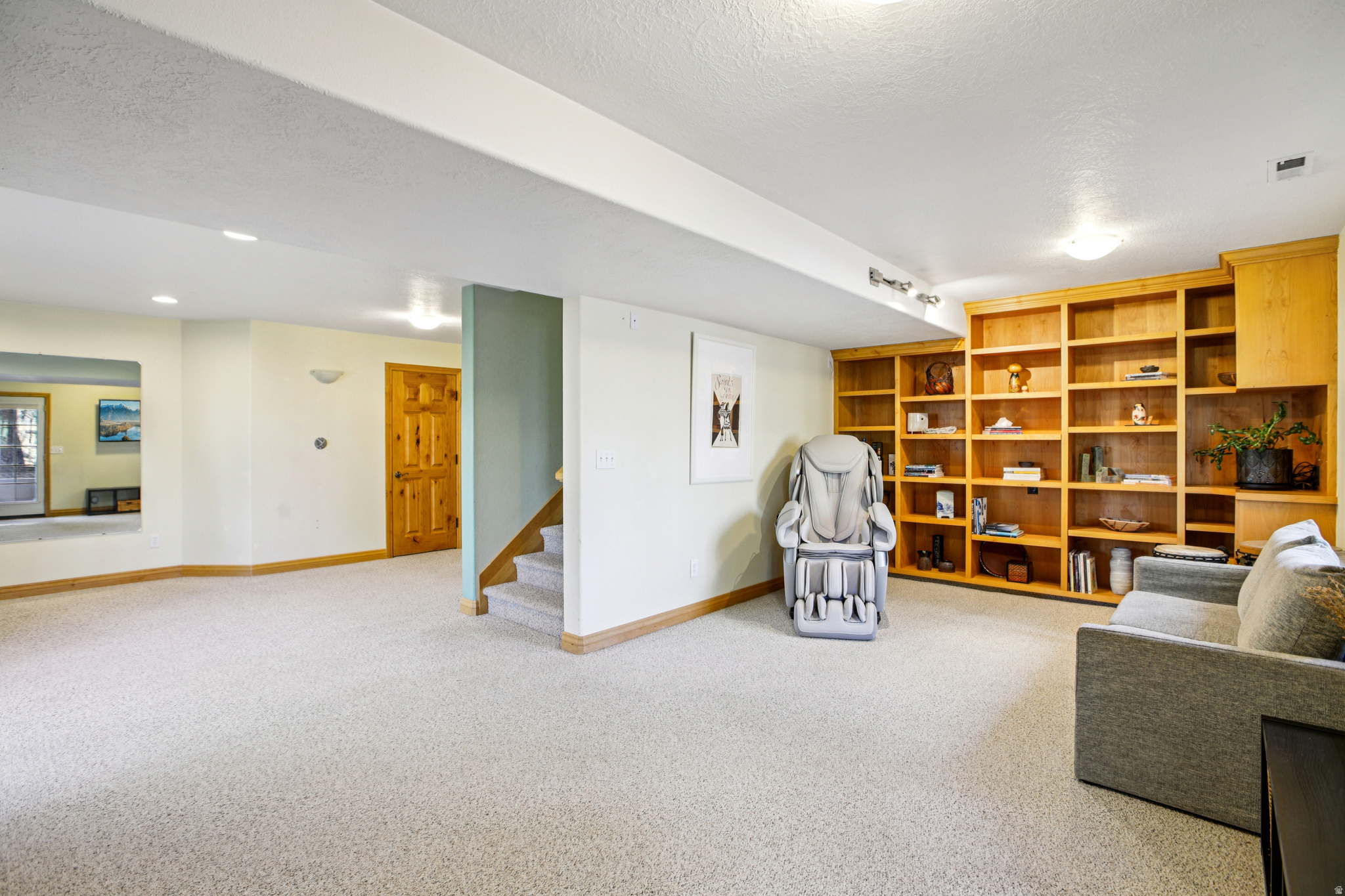 SILVER SPRINGS - Residential