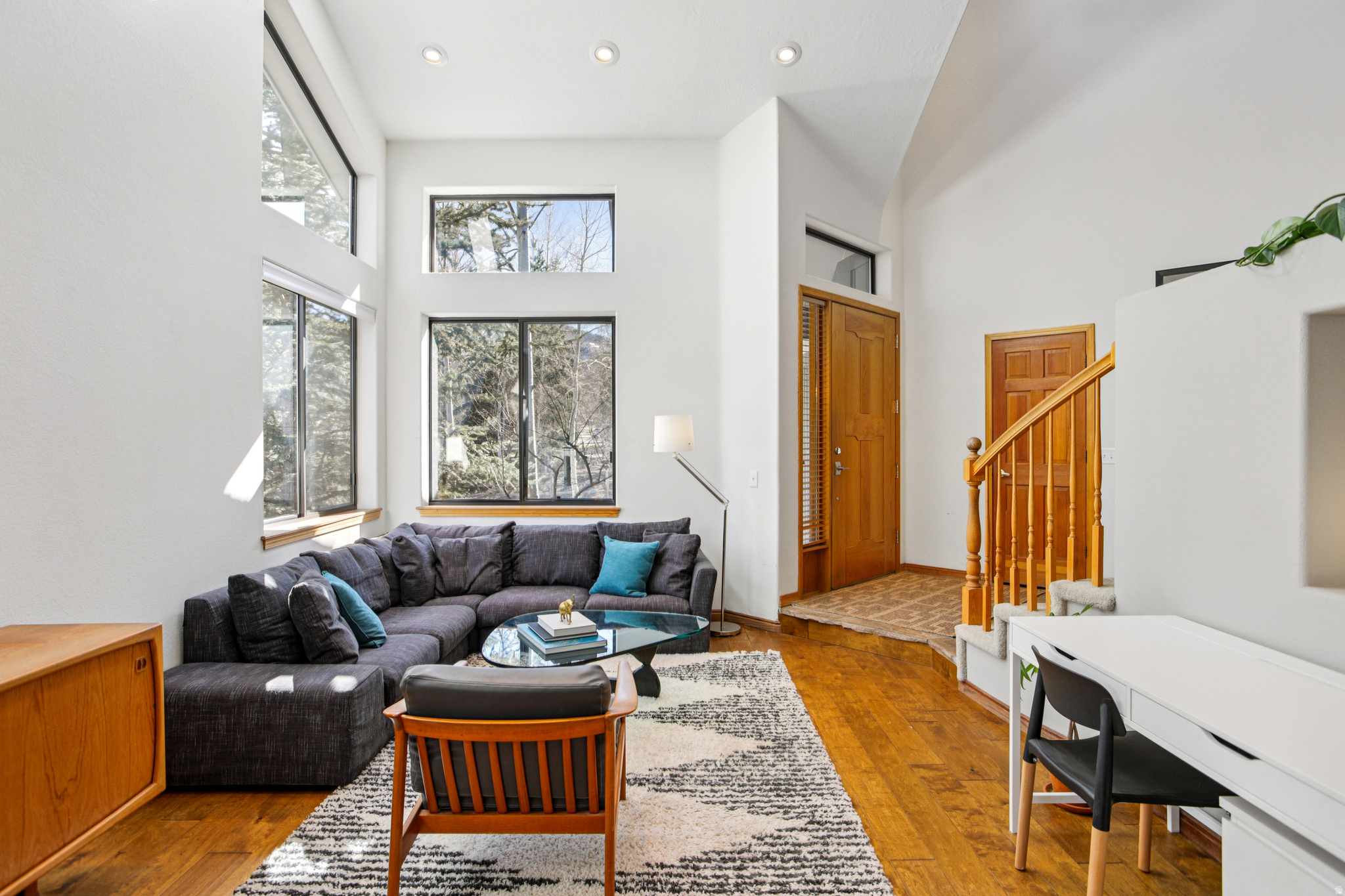 SILVER SPRINGS - Residential