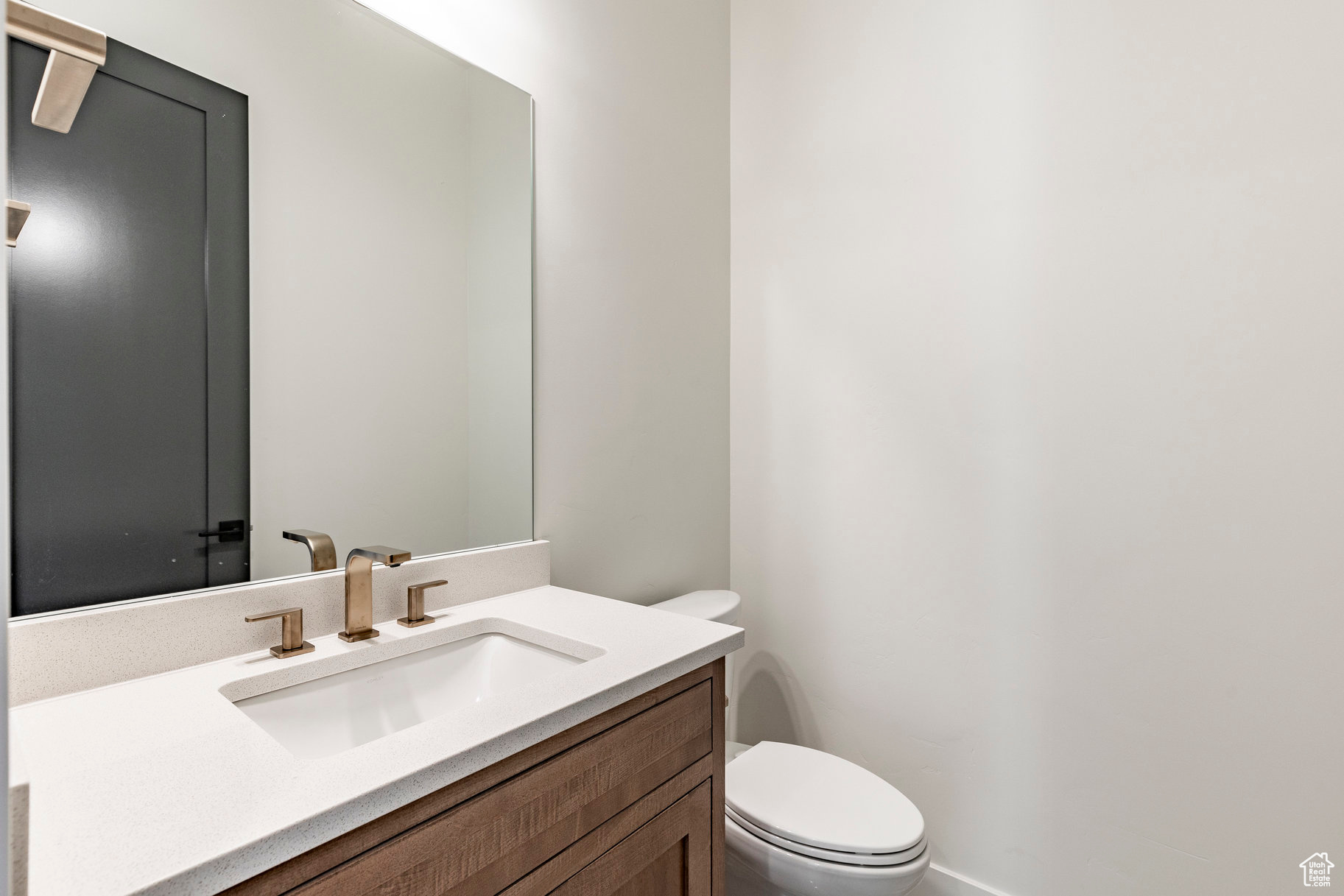 LAKEVIEW ESTATES - Residential