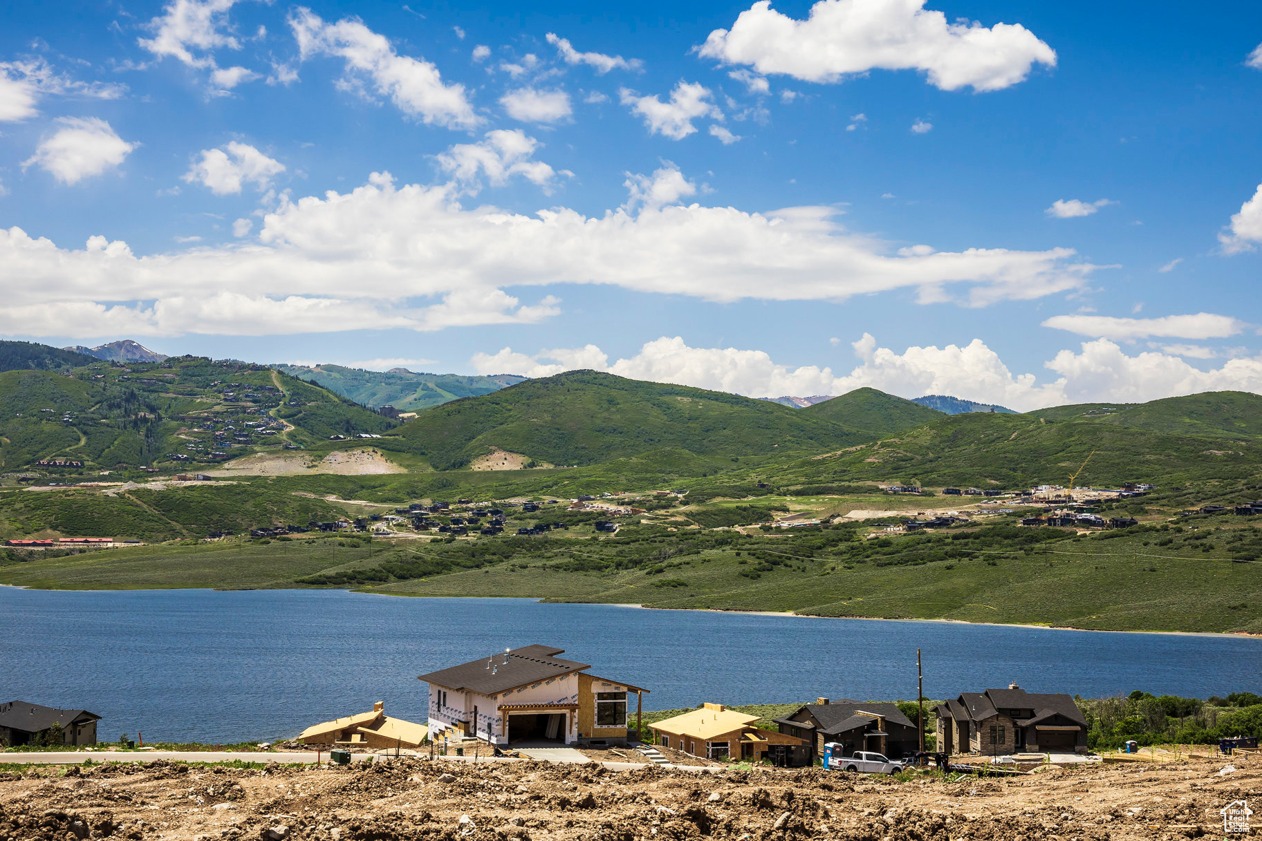 LAKEVIEW ESTATES - Residential