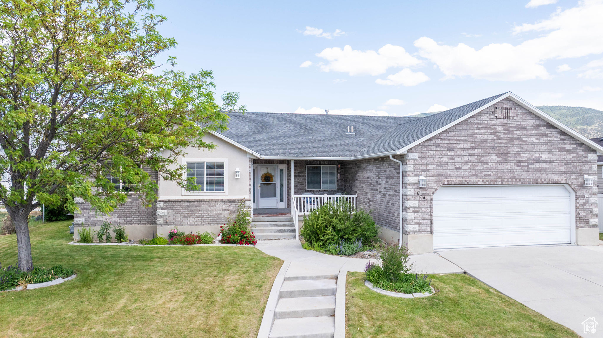 COTTONWOOD SUBD - Residential