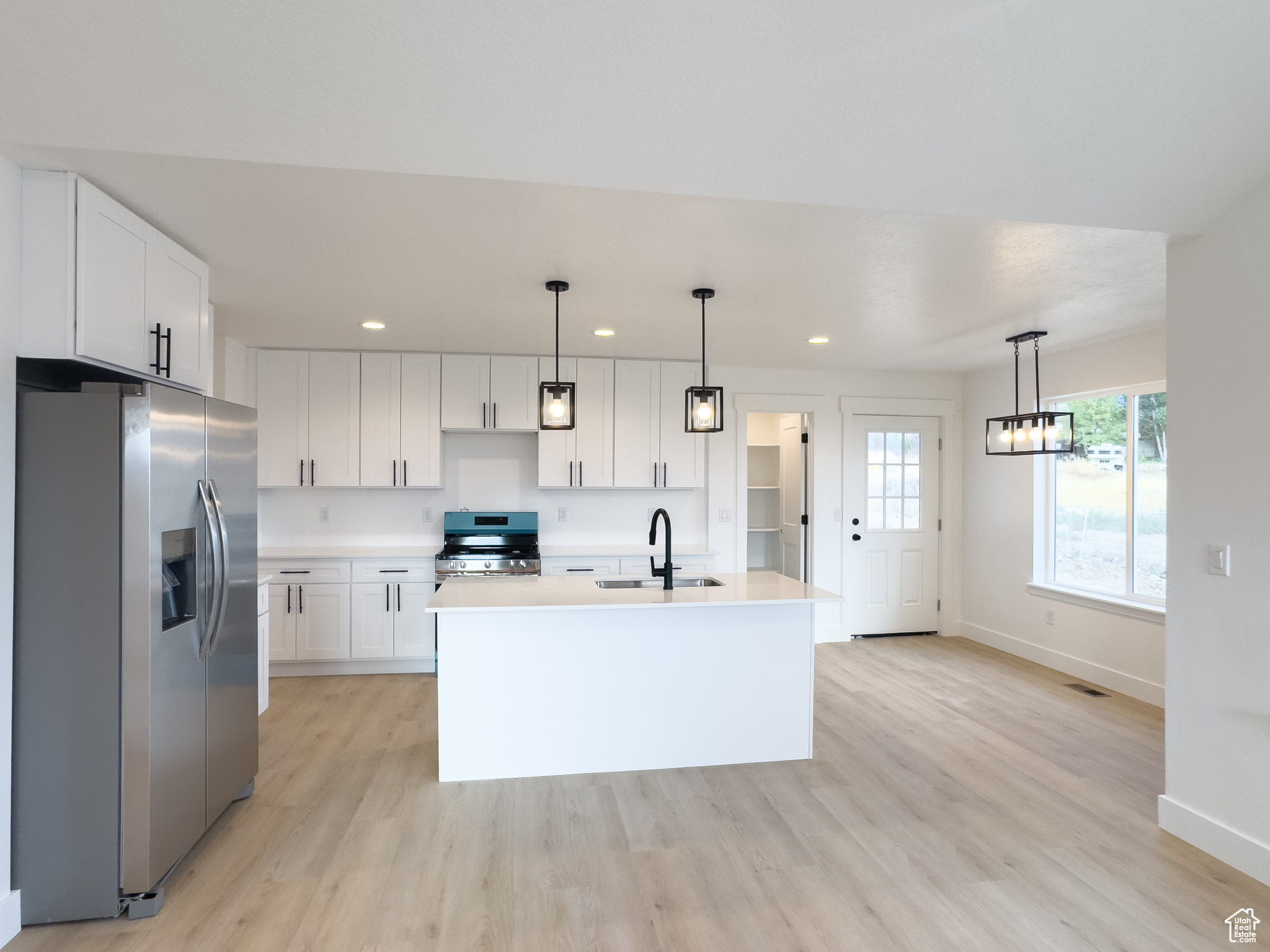 ESTATES SUBD - Residential