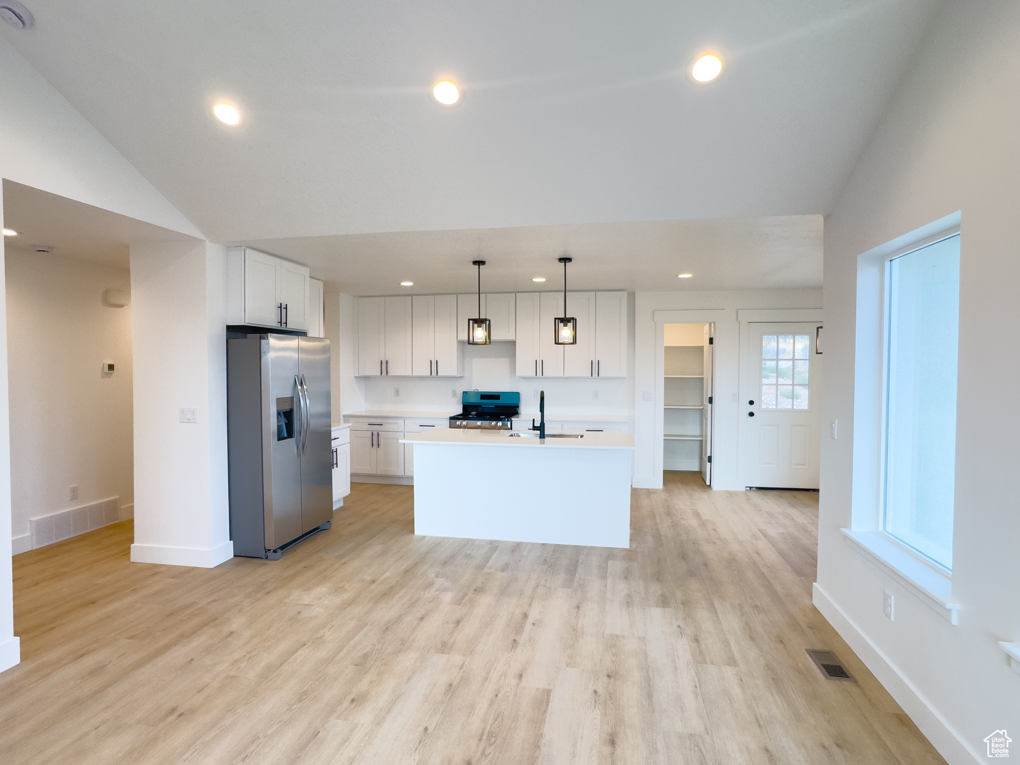 ESTATES SUBD - Residential