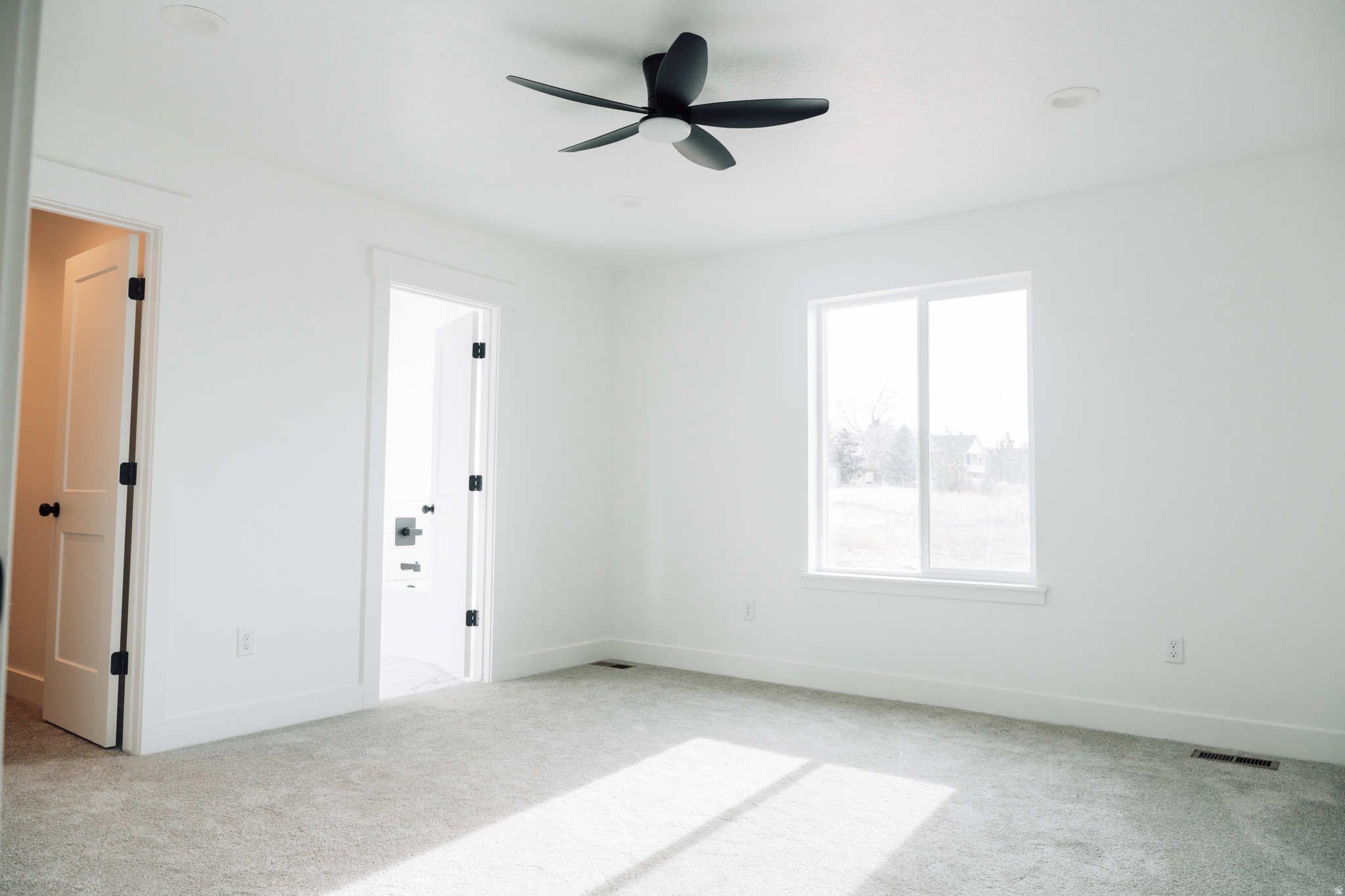 ESTATES SUBD - Residential