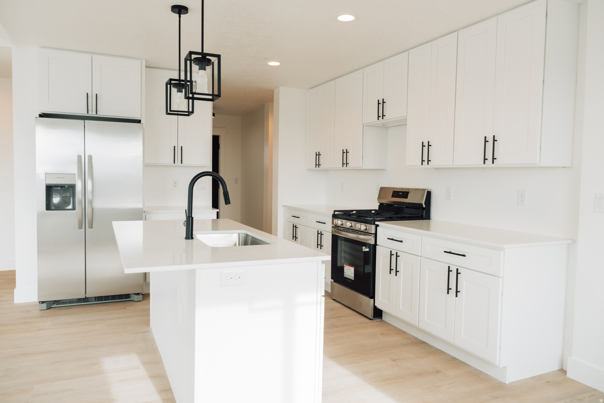 ESTATES SUBD - Residential