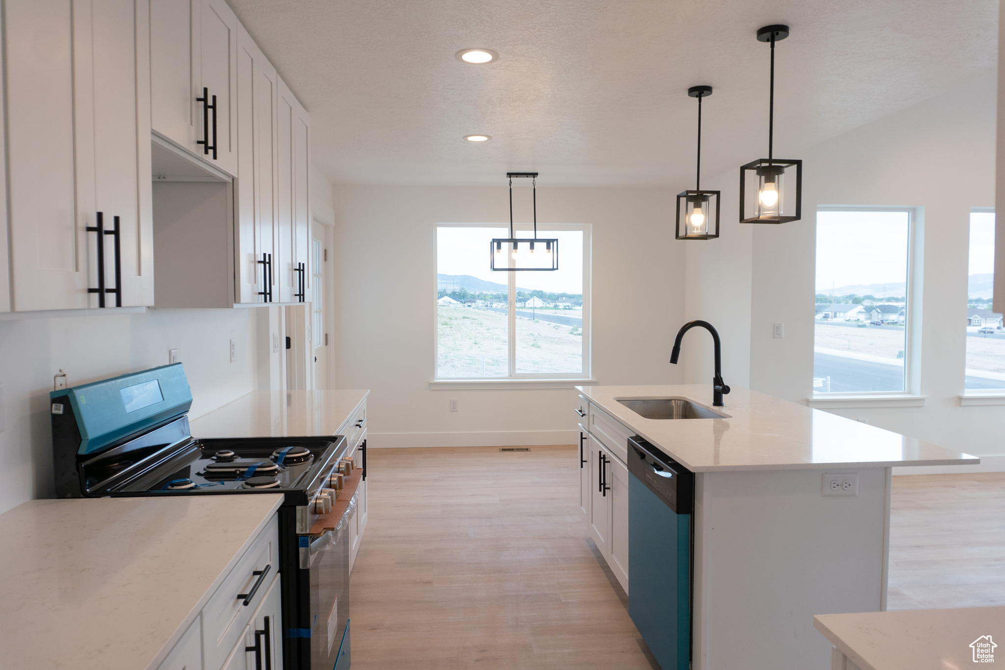 ESTATES SUBD - Residential