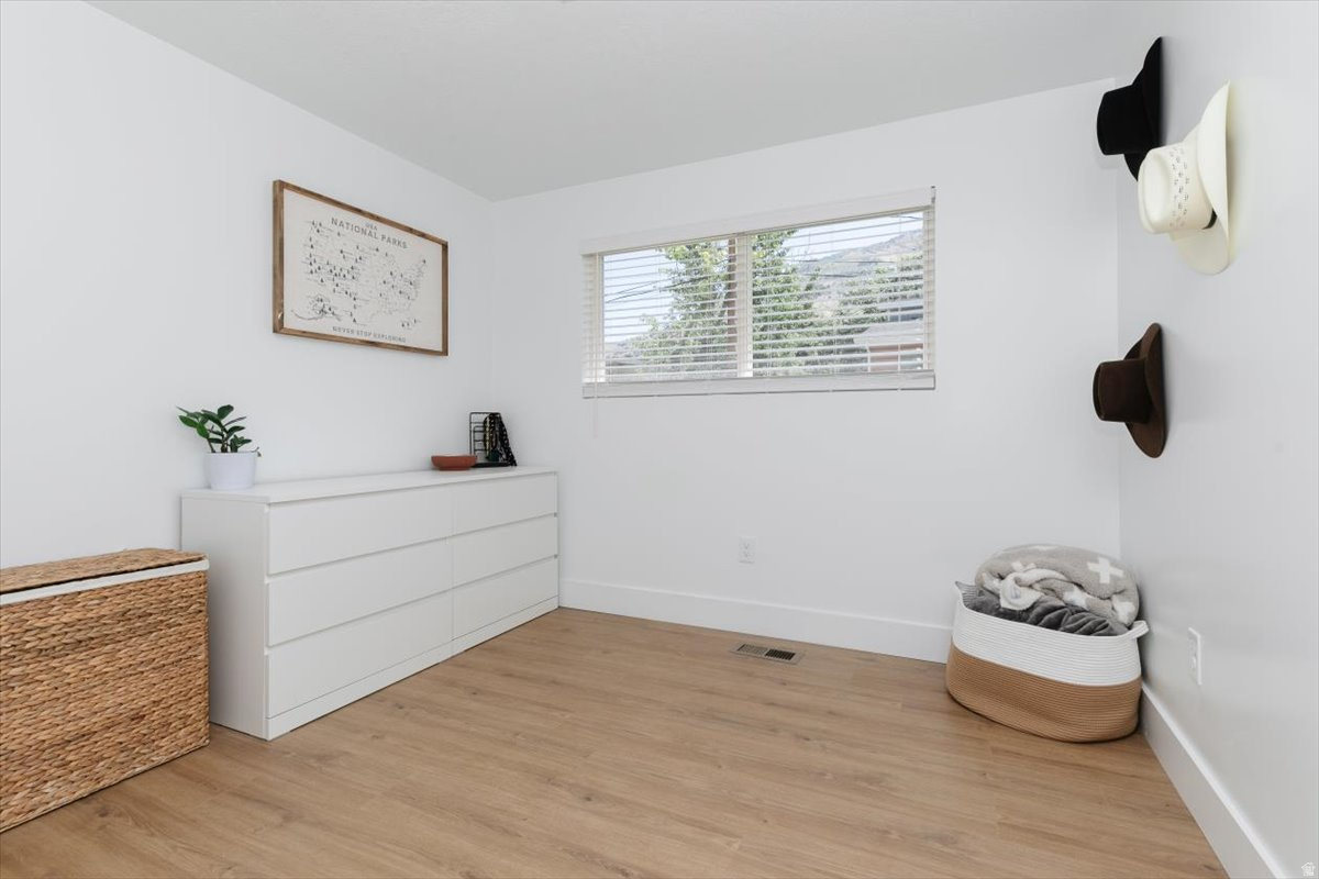 GOLF COURSE SUBD - Residential