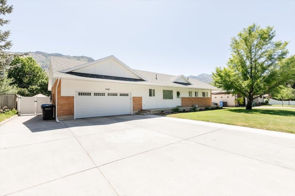 Photo of 1440 N 1600 E, Logan, UT 84341 (MLS # 2143269)