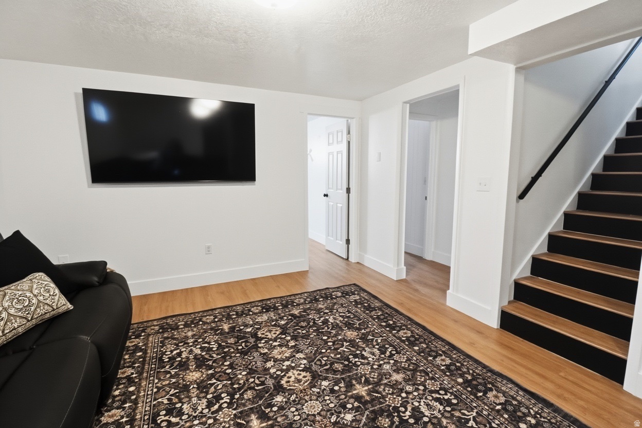 GOLF COURSE SUBD - Residential