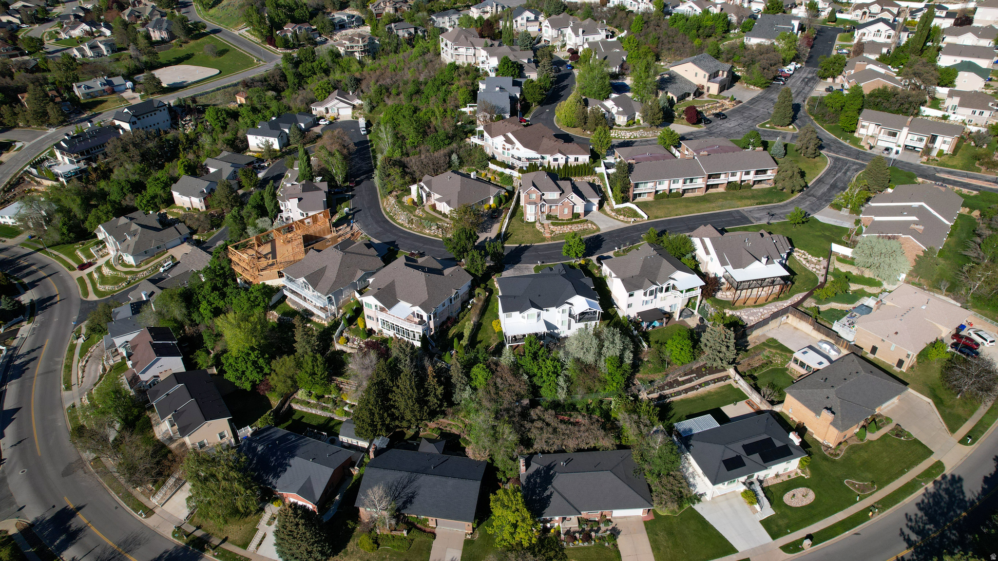 BARTON WOODS - Residential