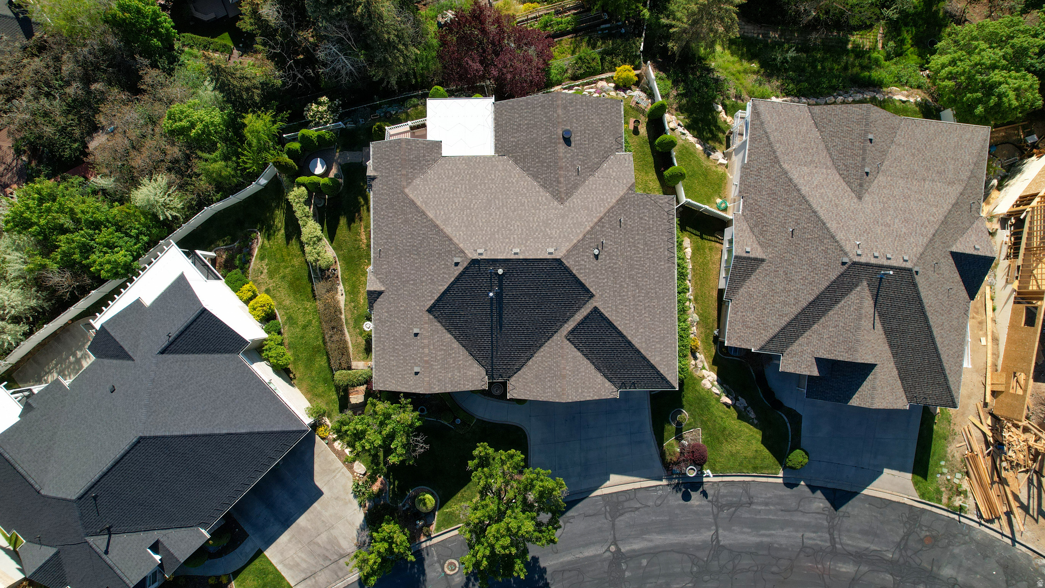 BARTON WOODS - Residential