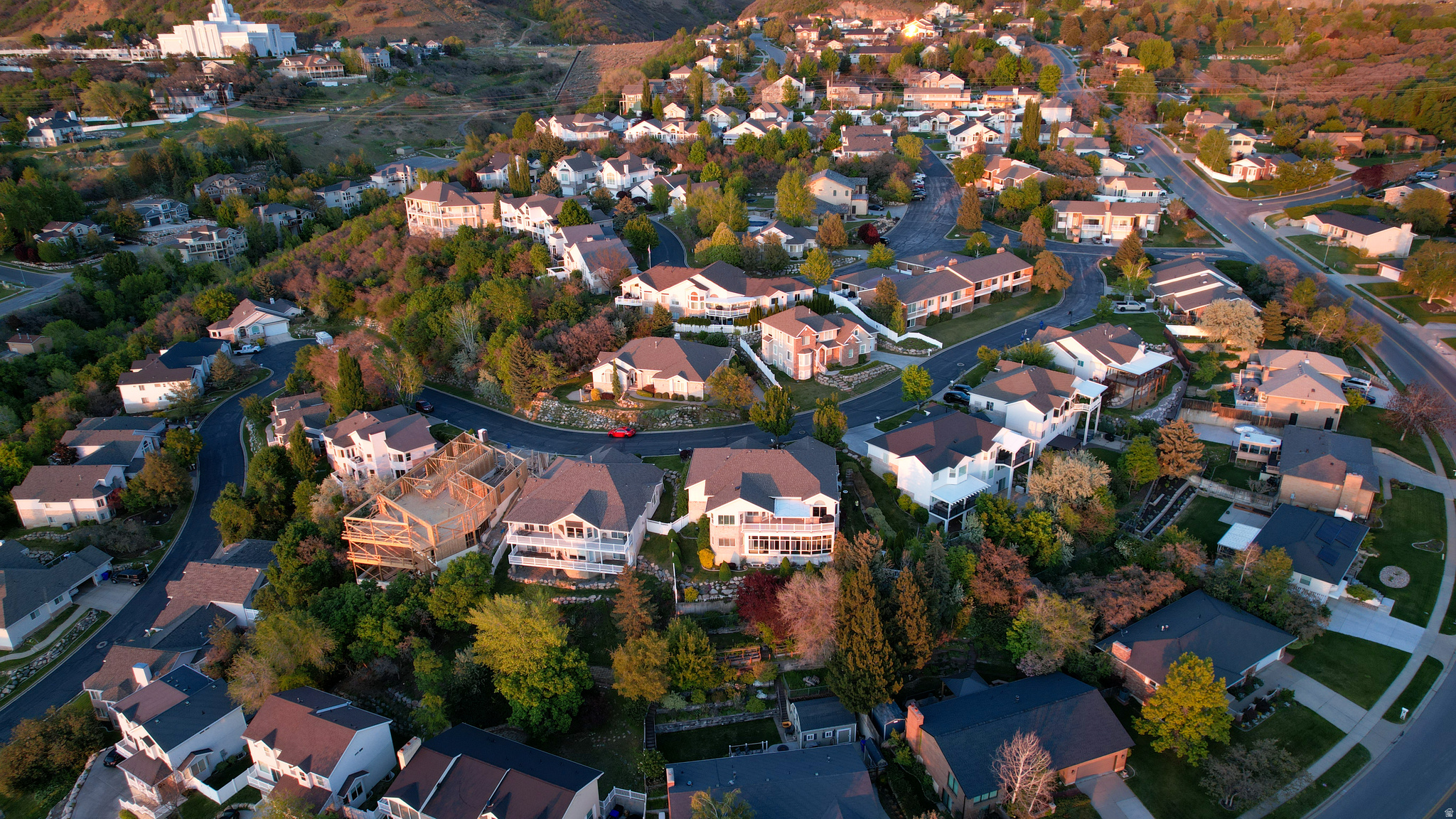 BARTON WOODS - Residential