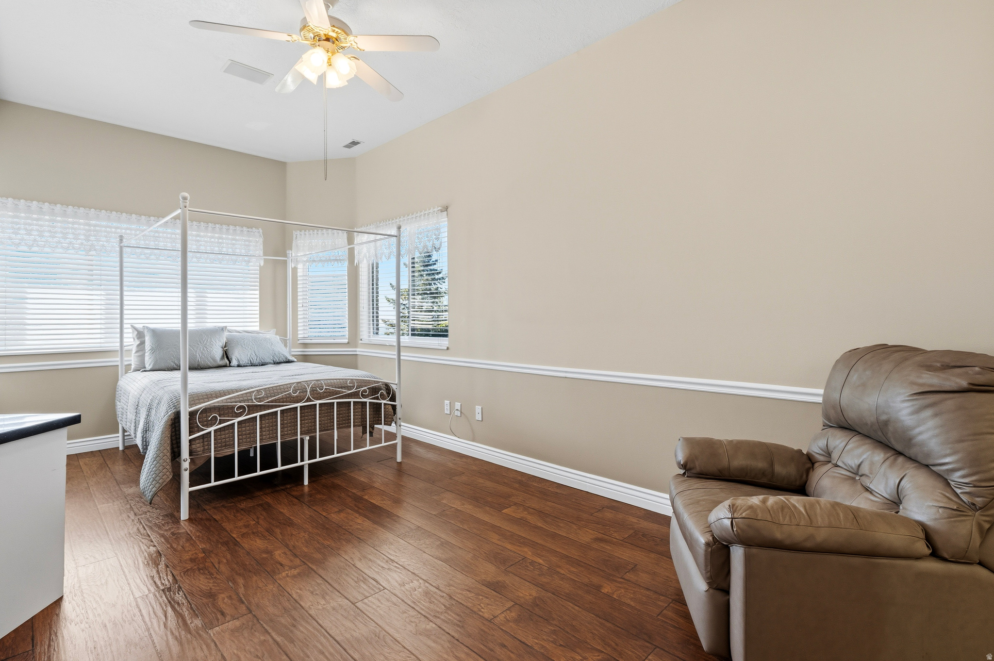 BARTON WOODS - Residential