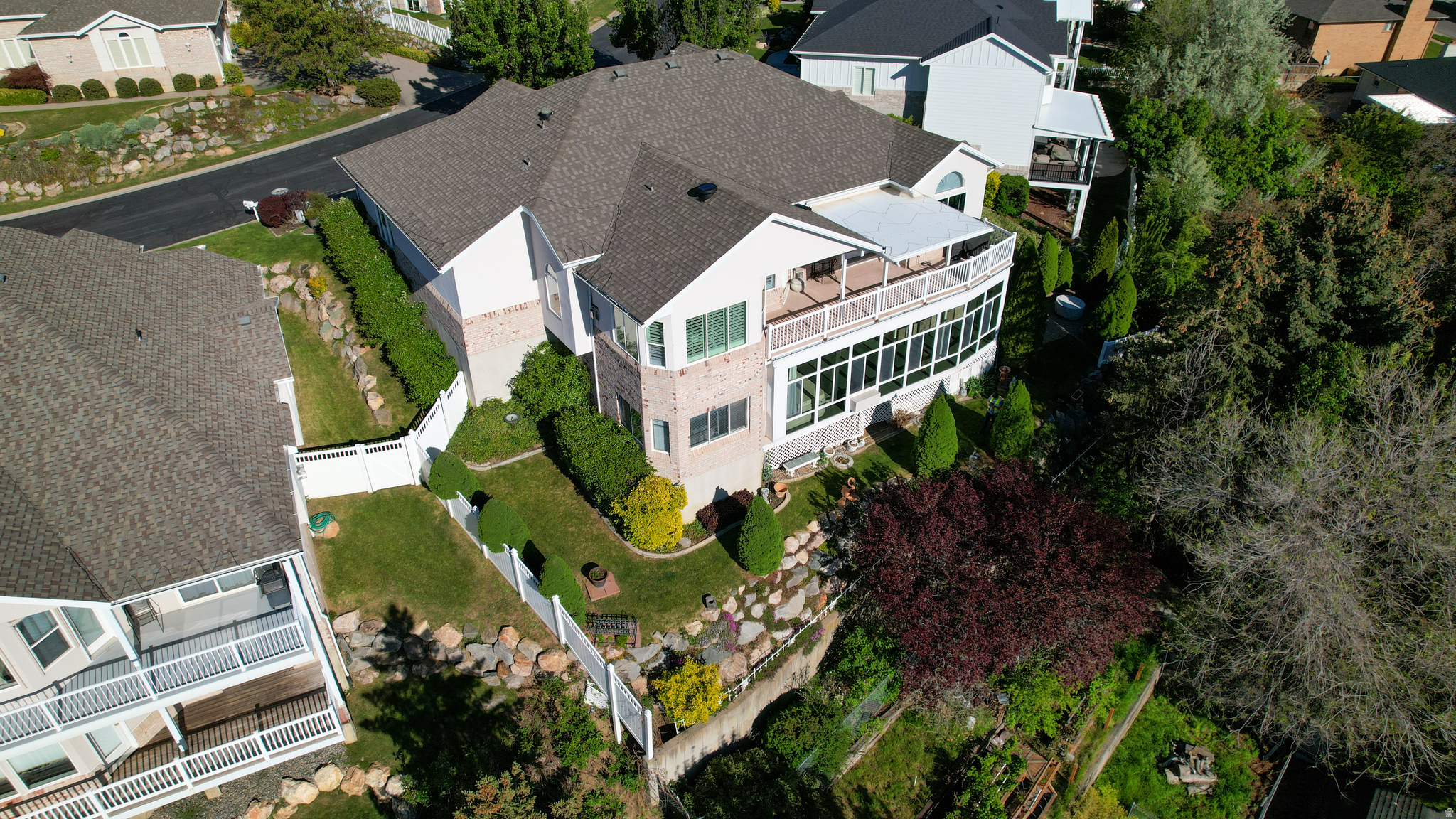 BARTON WOODS - Residential