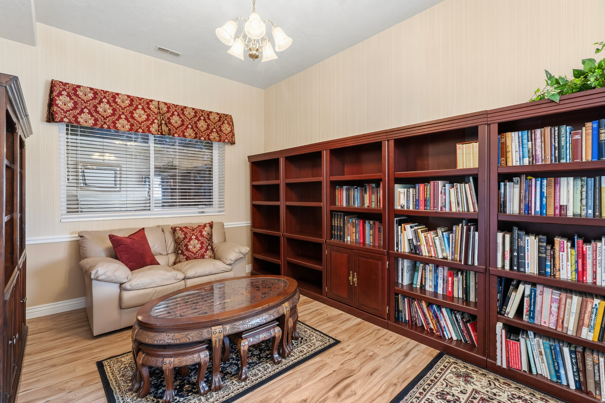 BARTON WOODS - Residential