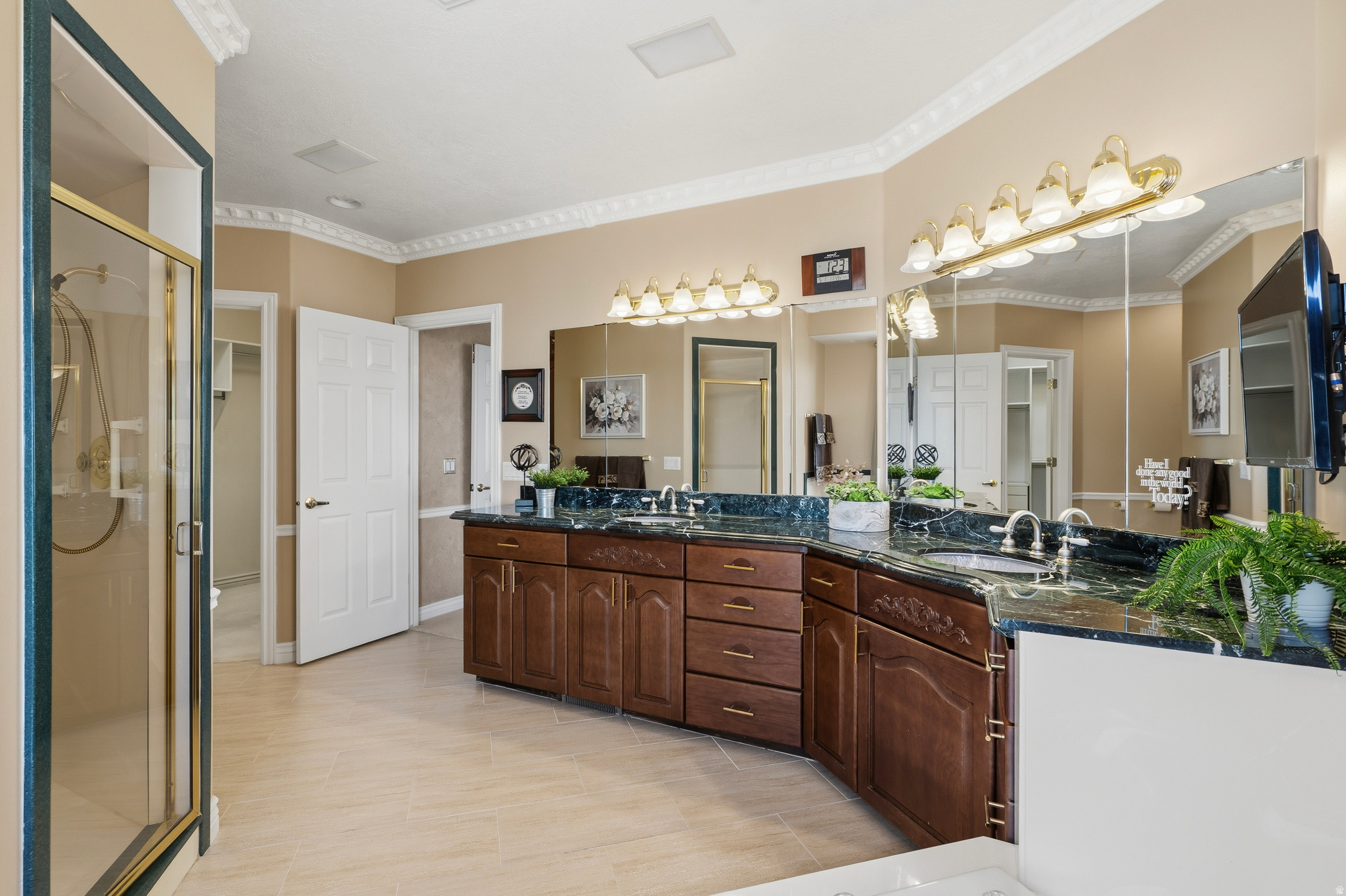 BARTON WOODS - Residential