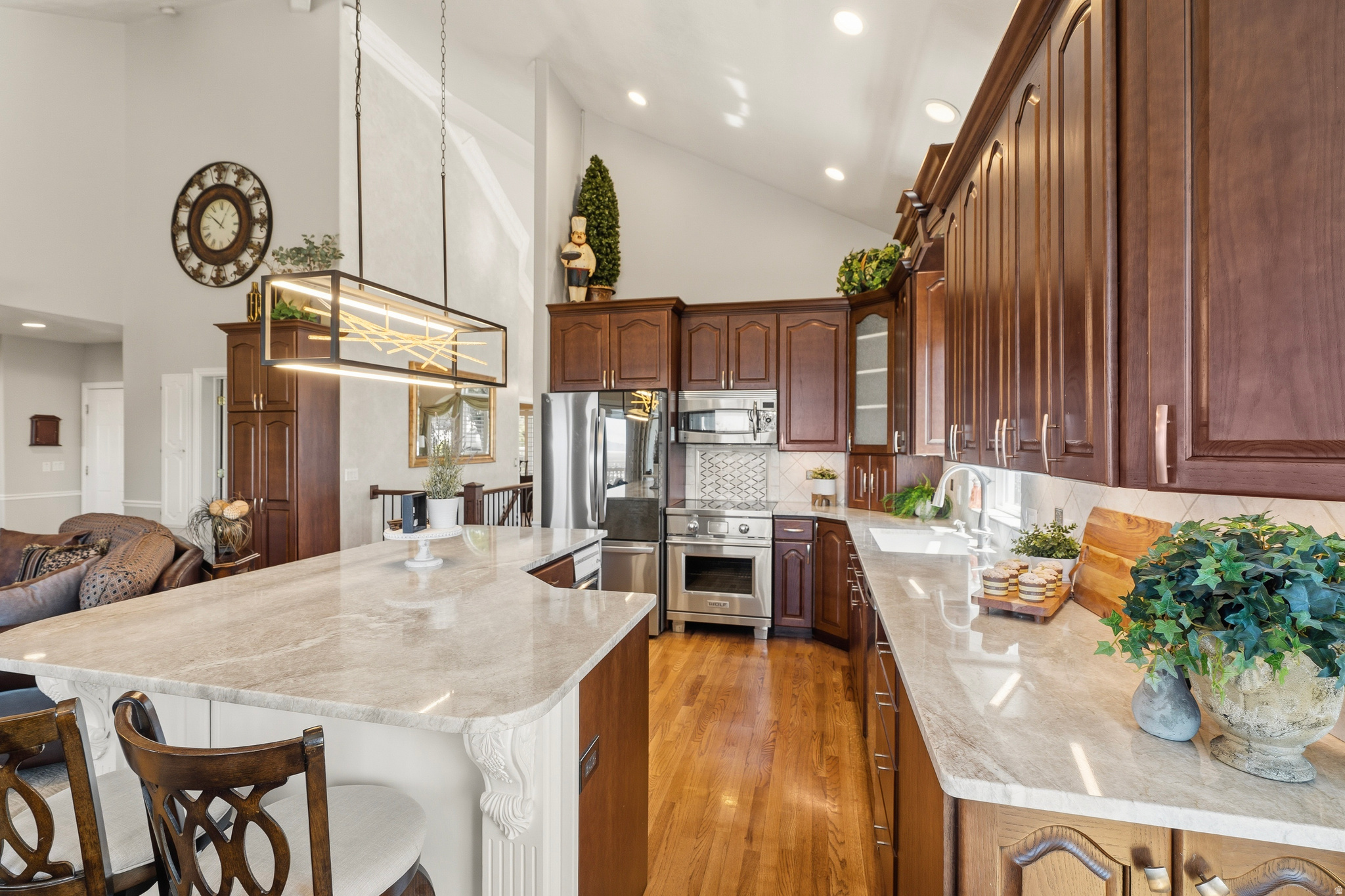 BARTON WOODS - Residential