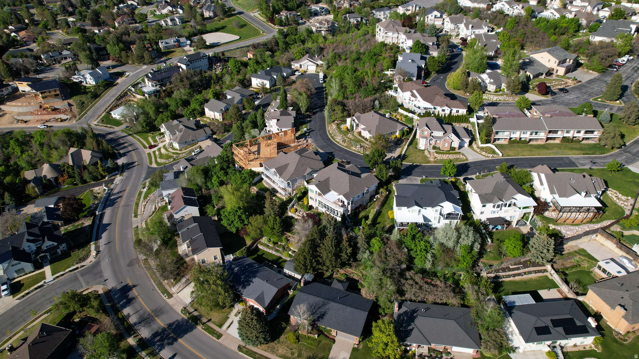 BARTON WOODS - Residential