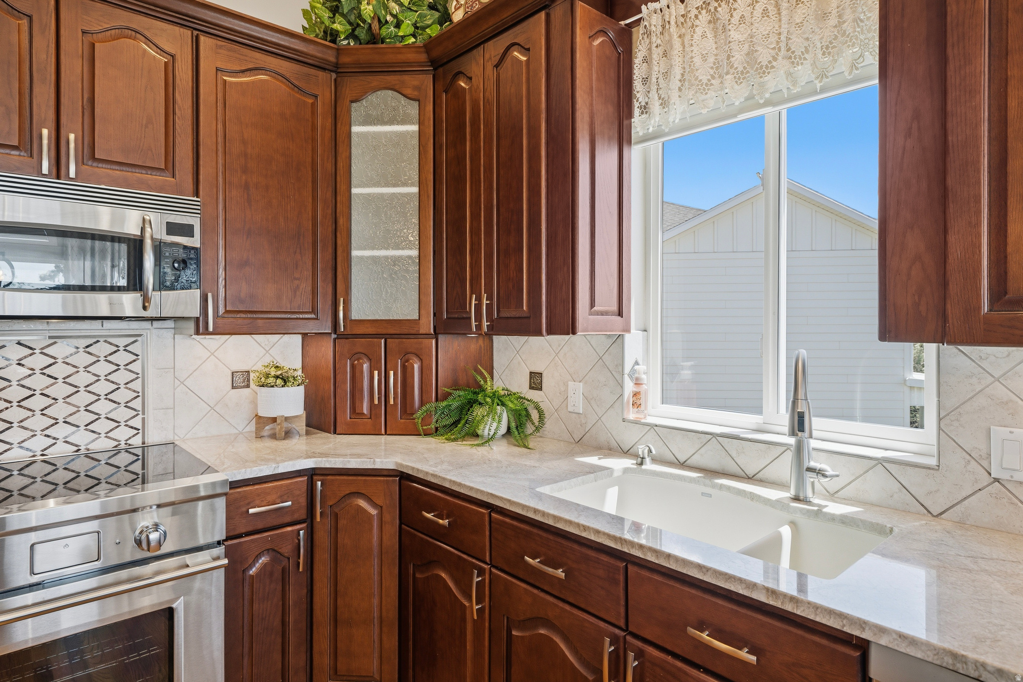 BARTON WOODS - Residential